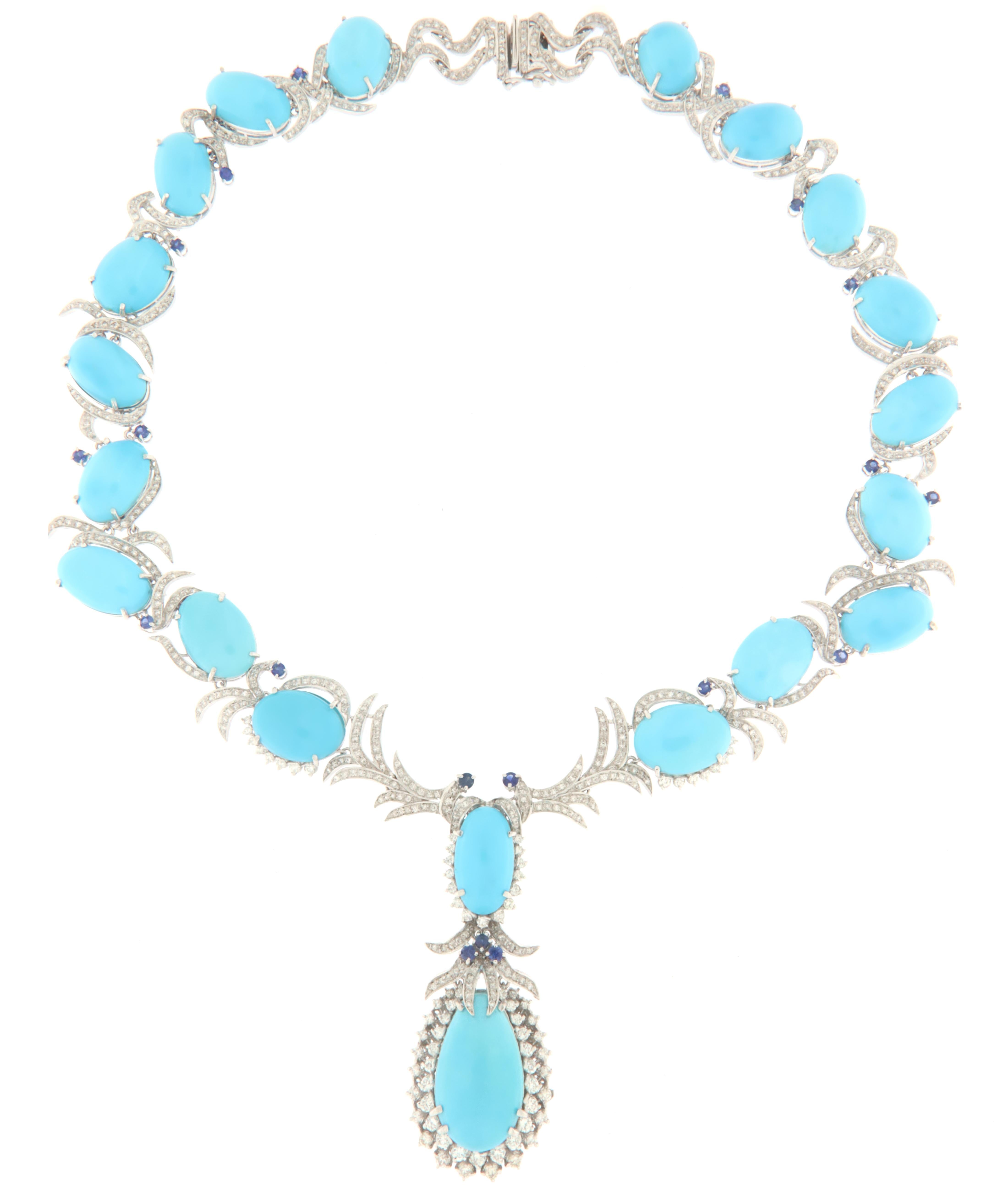 Fantastic parure made entirely by hand by expert master craftsmen. Made of 18 Karat white gold with natural diamonds,sapphires and turquoise.
A parure to be exhibited on any occasion, simple but at the same time very impactful, in short, a jewel