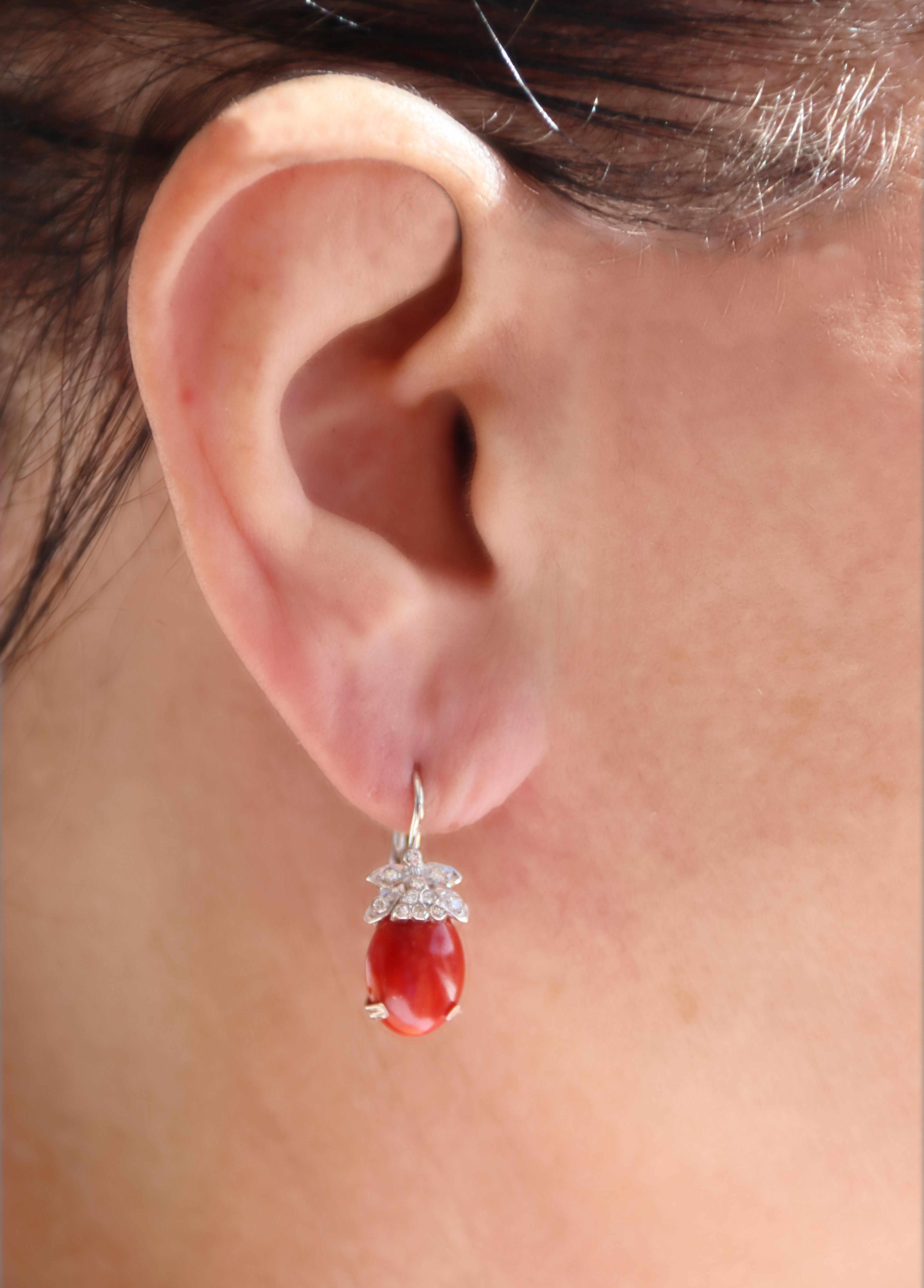 De las mujeres Diamantes Coral de Cerdeña Pendientes de clip de oro blanco de 18 kt en venta