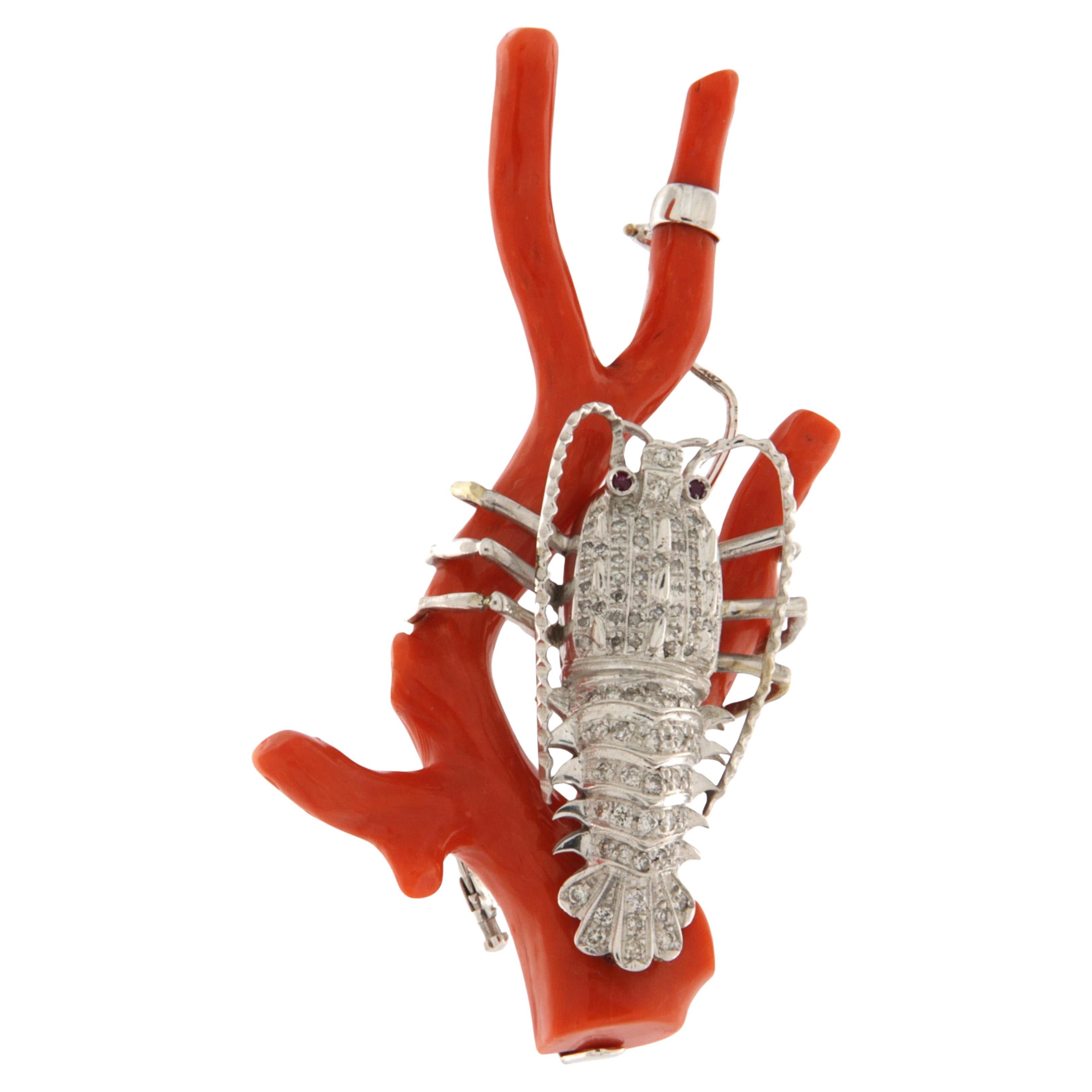 Diamants Corail de Sardaigne Broche en or blanc 18 carats