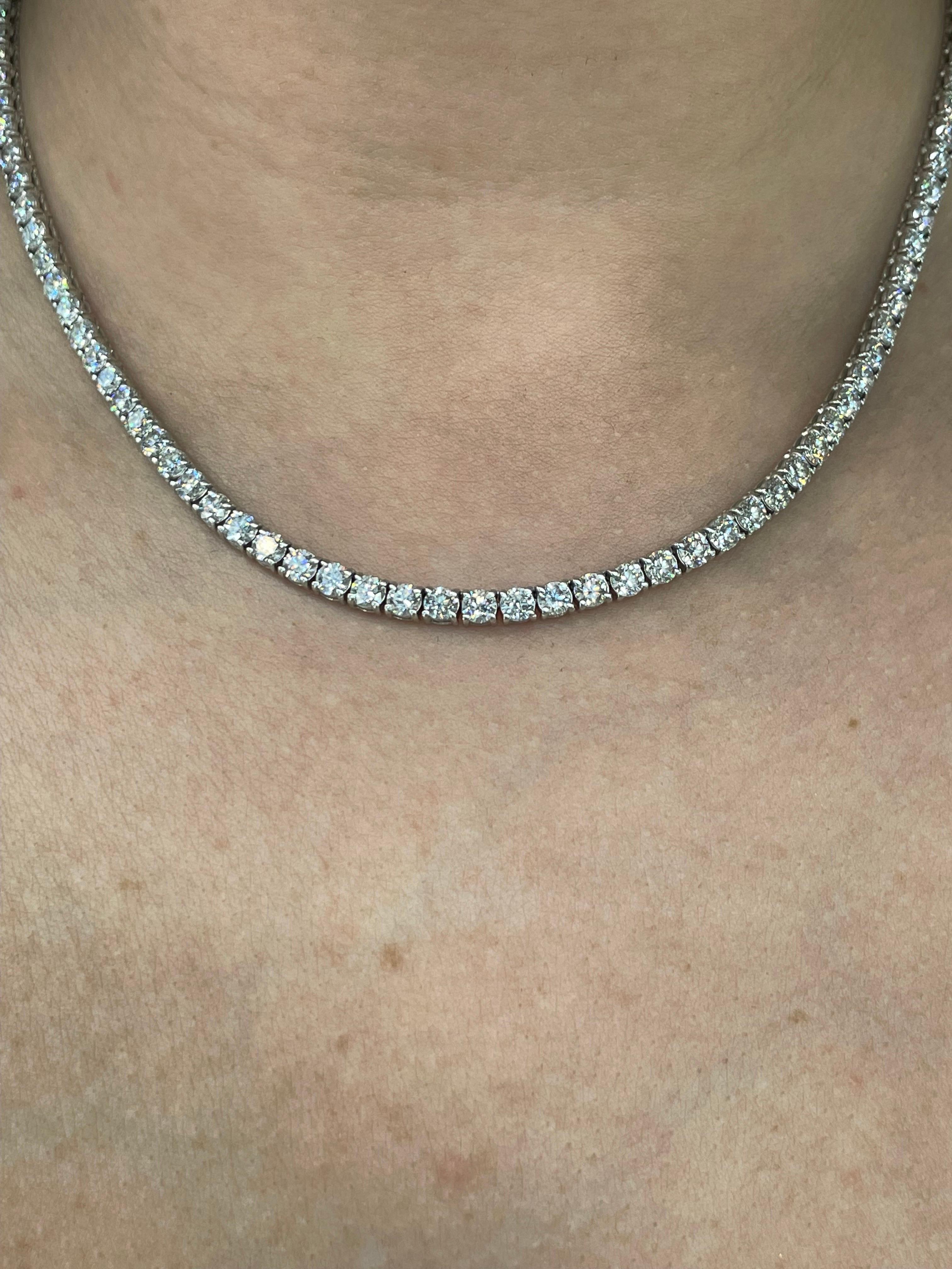 Diamonds Straight Line Necklace 17.25 Carats 14k White Gold 0.15 PTS For Sale 6