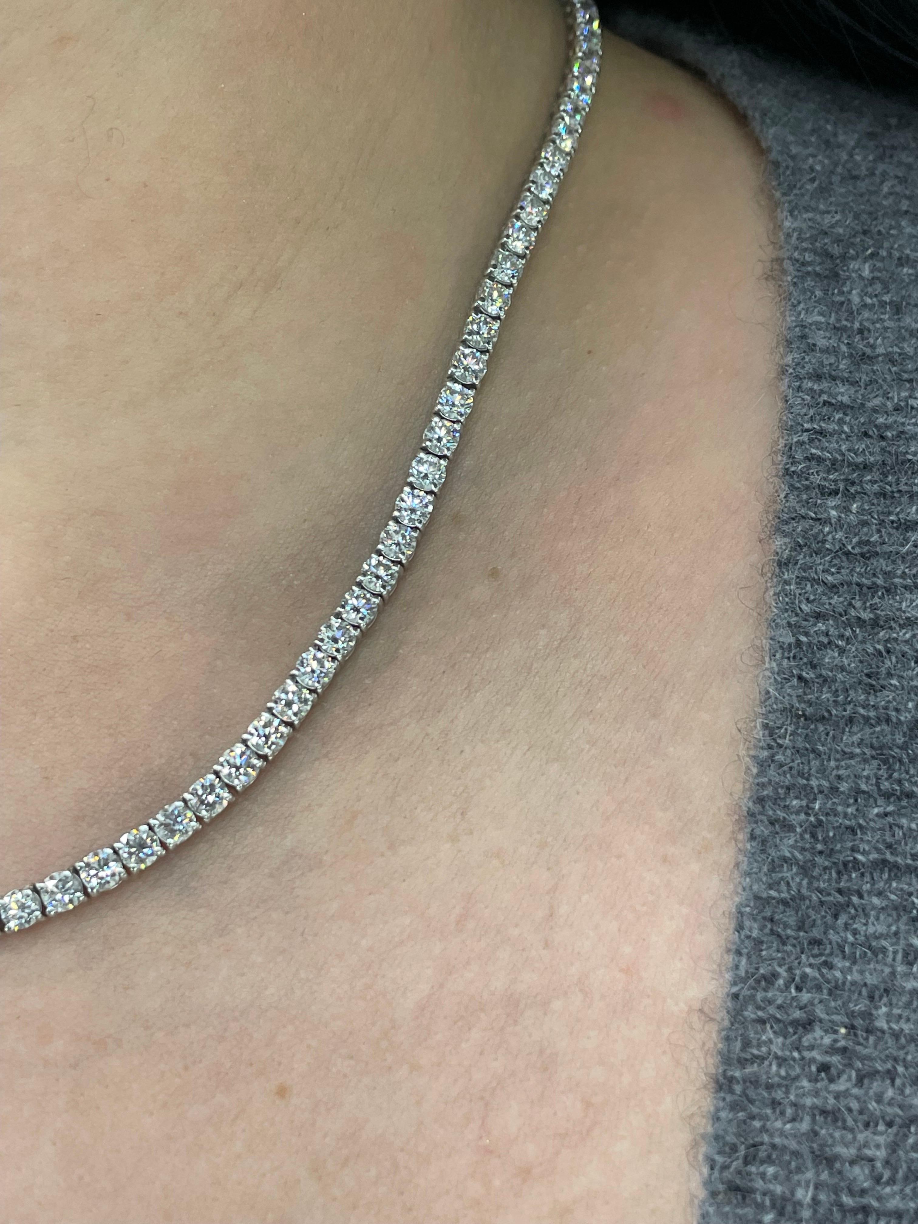 Diamonds Straight Line Necklace 17.25 Carats 14k White Gold 0.15 PTS For Sale 7
