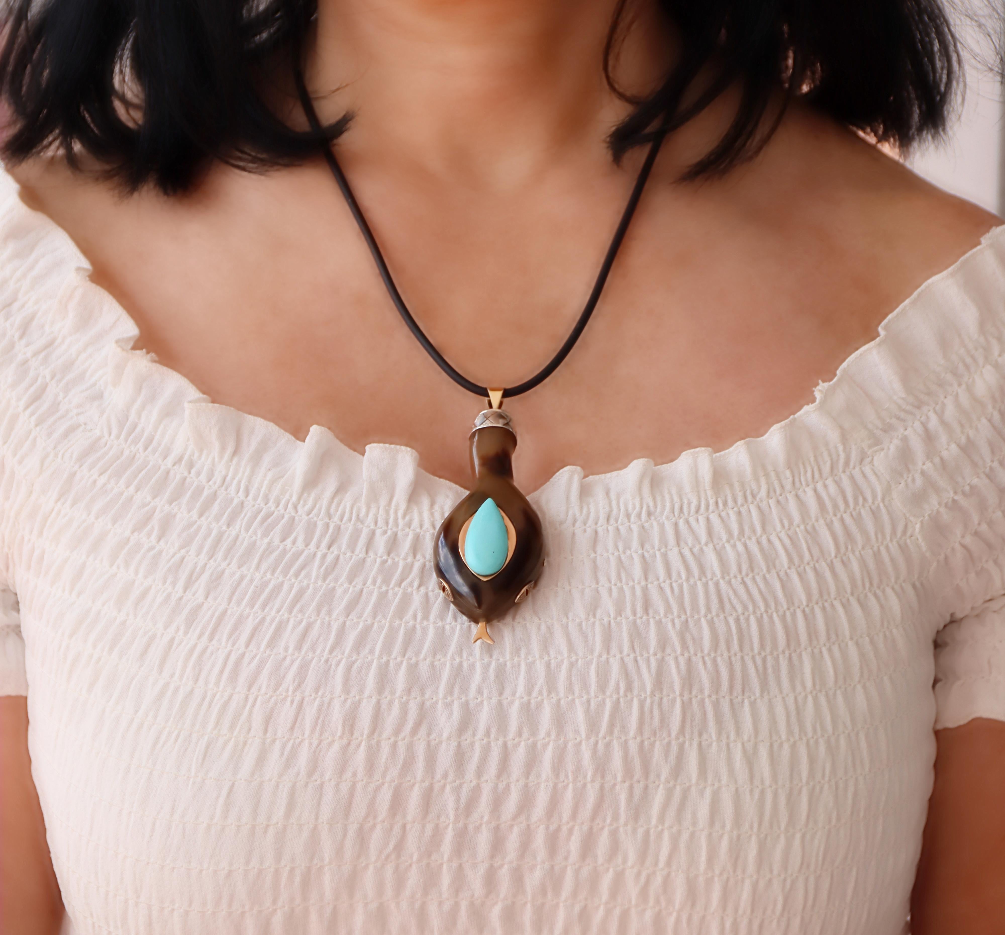 Collier pendentif serpent en or jaune 9 carats, diamants et turquoise en vente 2