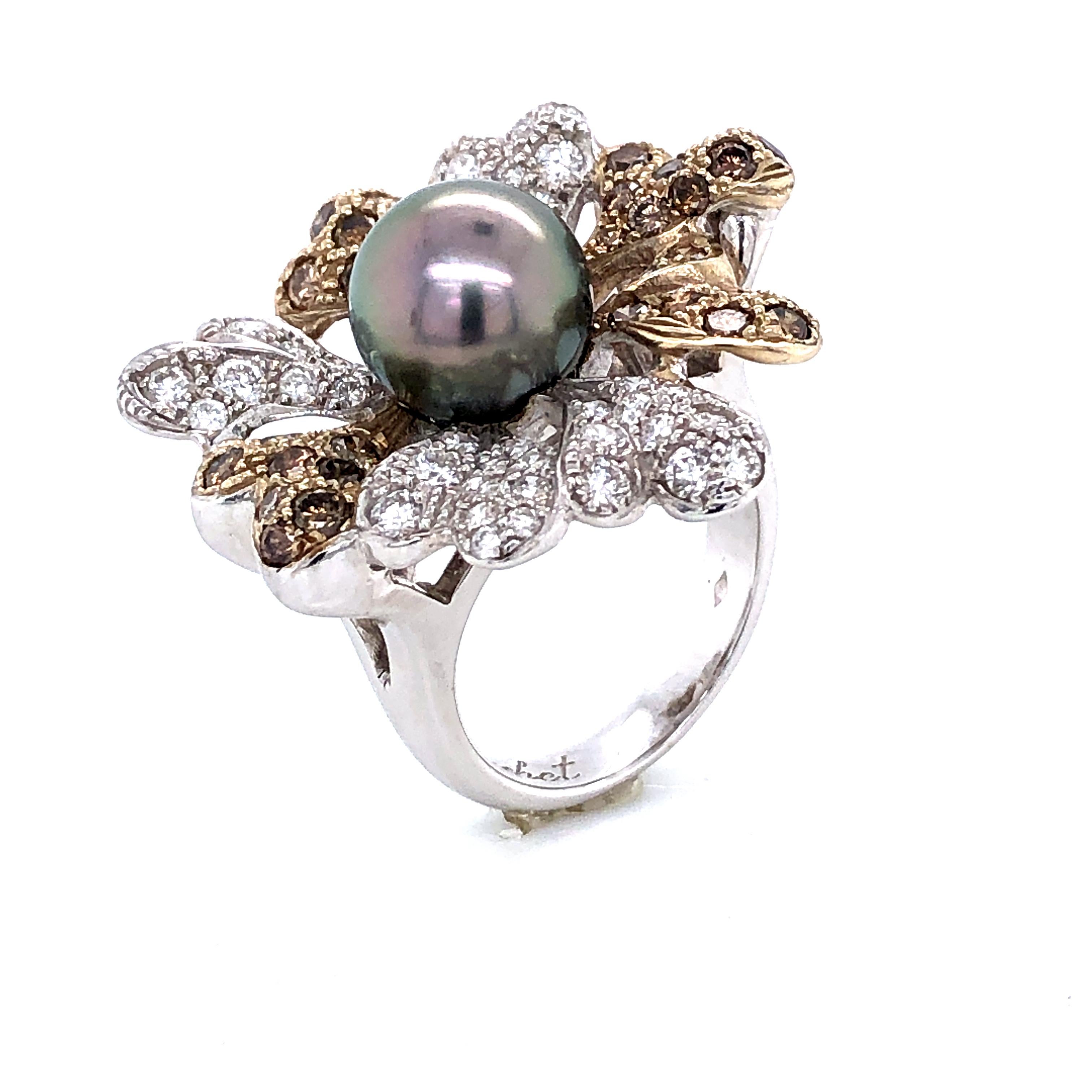 gold ring with pearl and diamonds