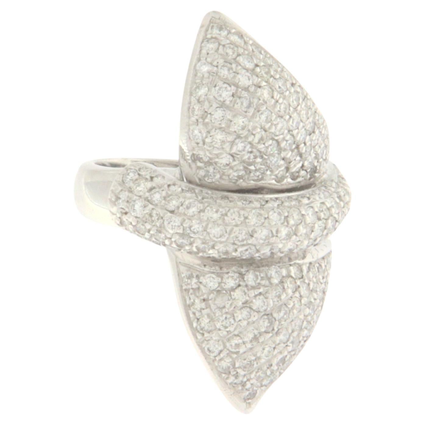 Artisan Diamonds White Gold 18 Karat Cocktail Rings For Sale