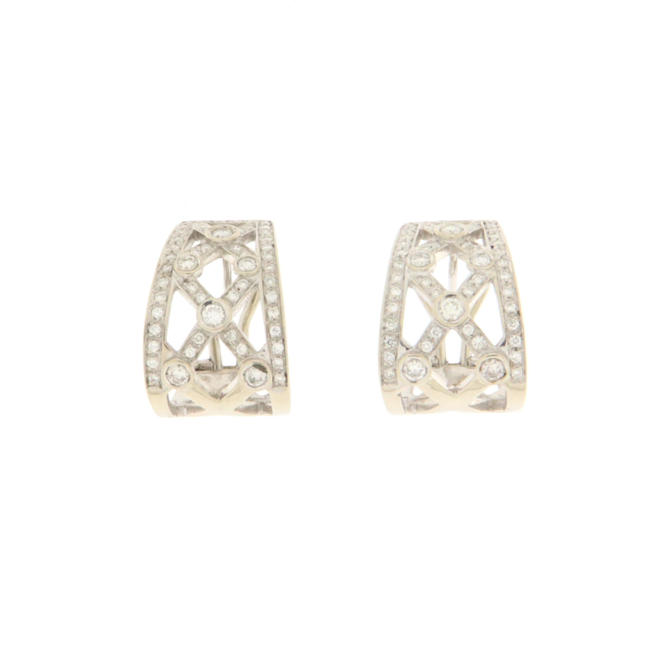 Women's Diamonds White Gold 18 Karat Stud Earring For Sale