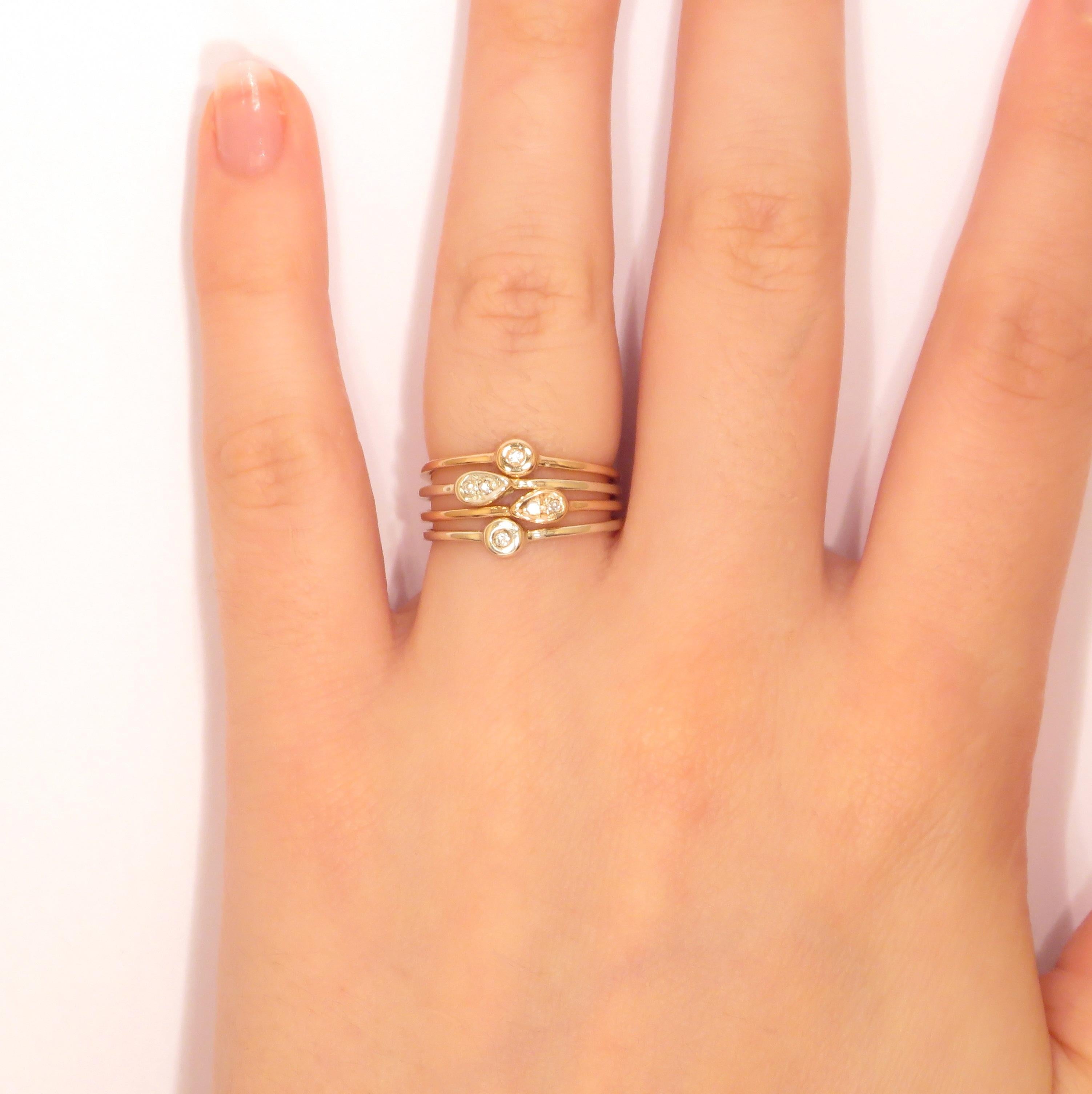 Round Cut Diamonds White Rose Gold Stacking Ring Handcrafted in Italy by Botta Gioielli For Sale
