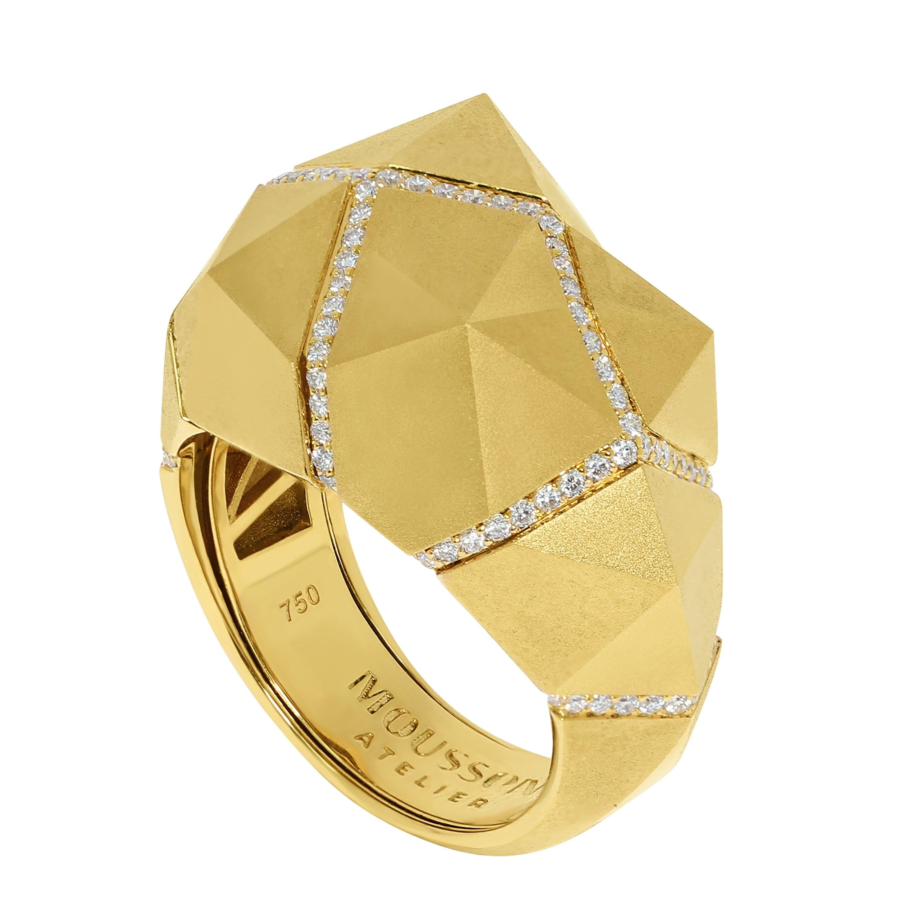 For Sale:  Diamonds Yellow 18 Karat Matte Gold Geometry Ring 2