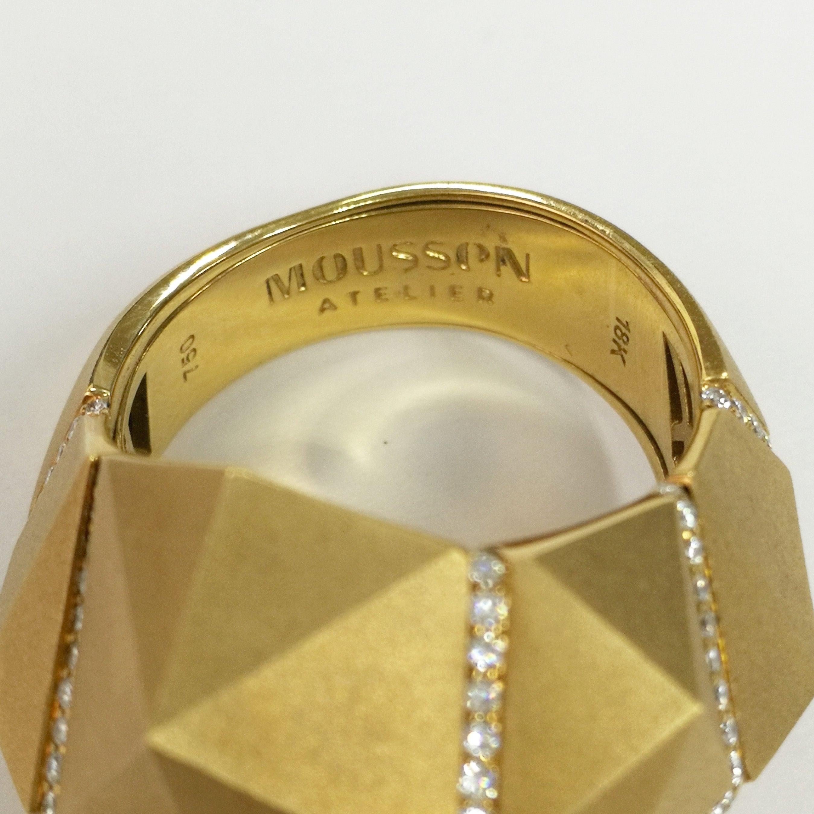 For Sale:  Diamonds Yellow 18 Karat Matte Gold Geometry Ring 9