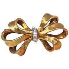 Diamonds Yellow Gold 18 Karat Bow Brooch, 1940