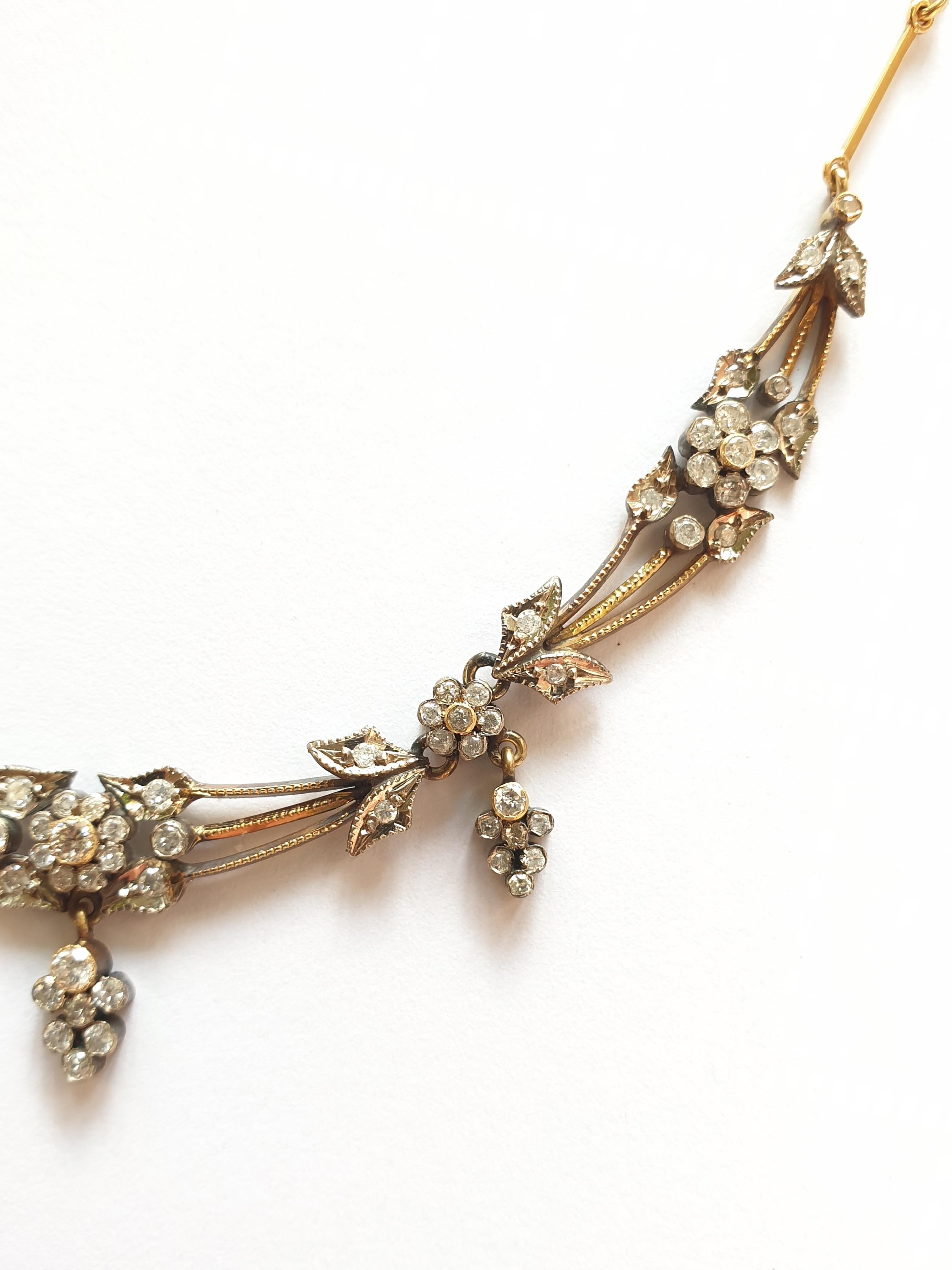 Brilliant Cut Diamonds Yellow Gold Chain Necklace For Sale