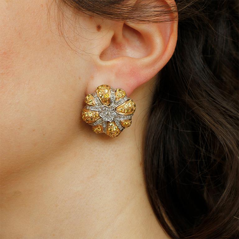 Diamonds, Yellow Sapphires, 14 Karat White and Yellow Gold Retro Stud Earrings For Sale 1