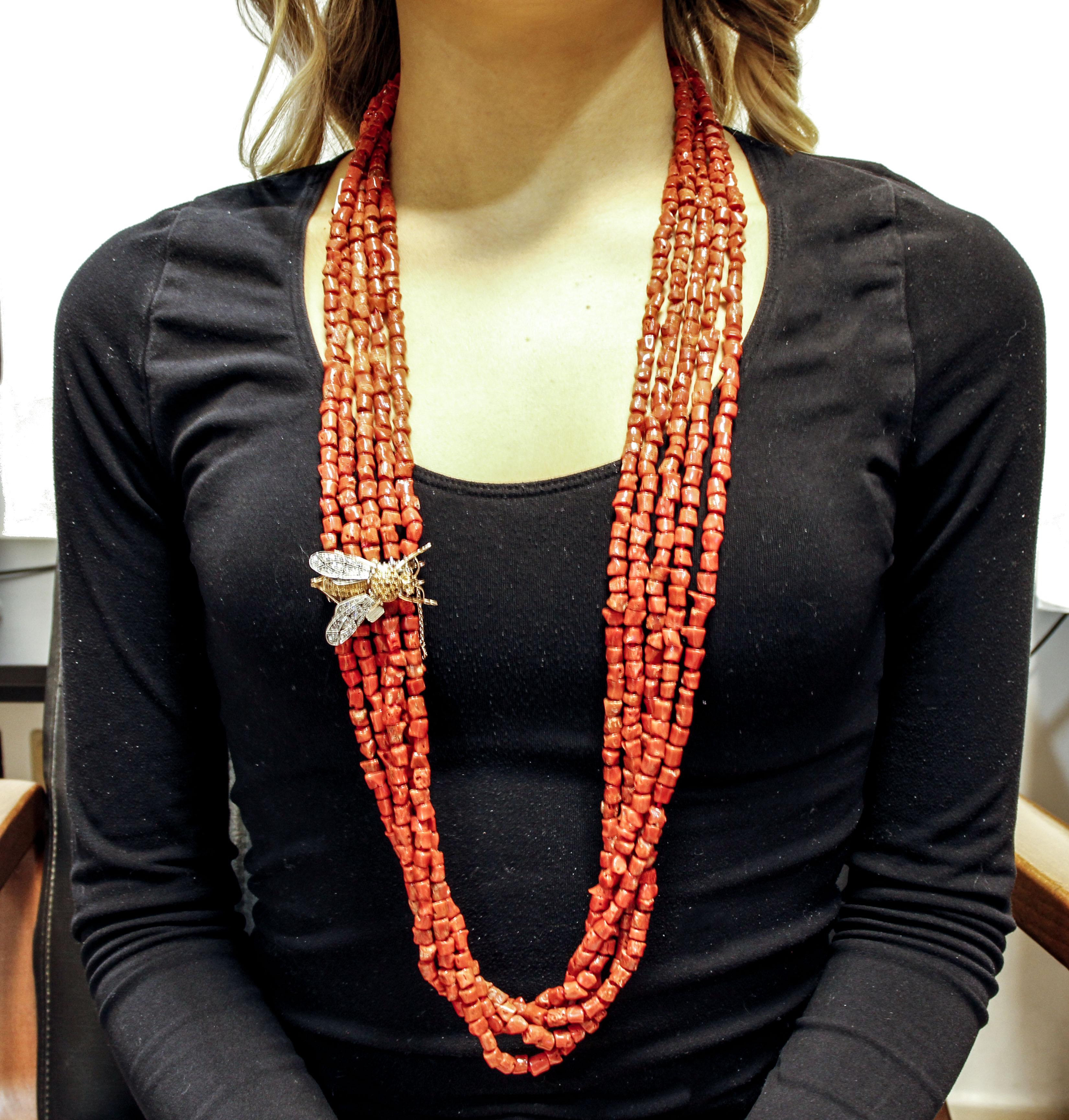 Halskette mit roter Koralle mit Diamanten, Gelber Topas Granat Roségold Silber Fliegenform Verschluss im Angebot 1