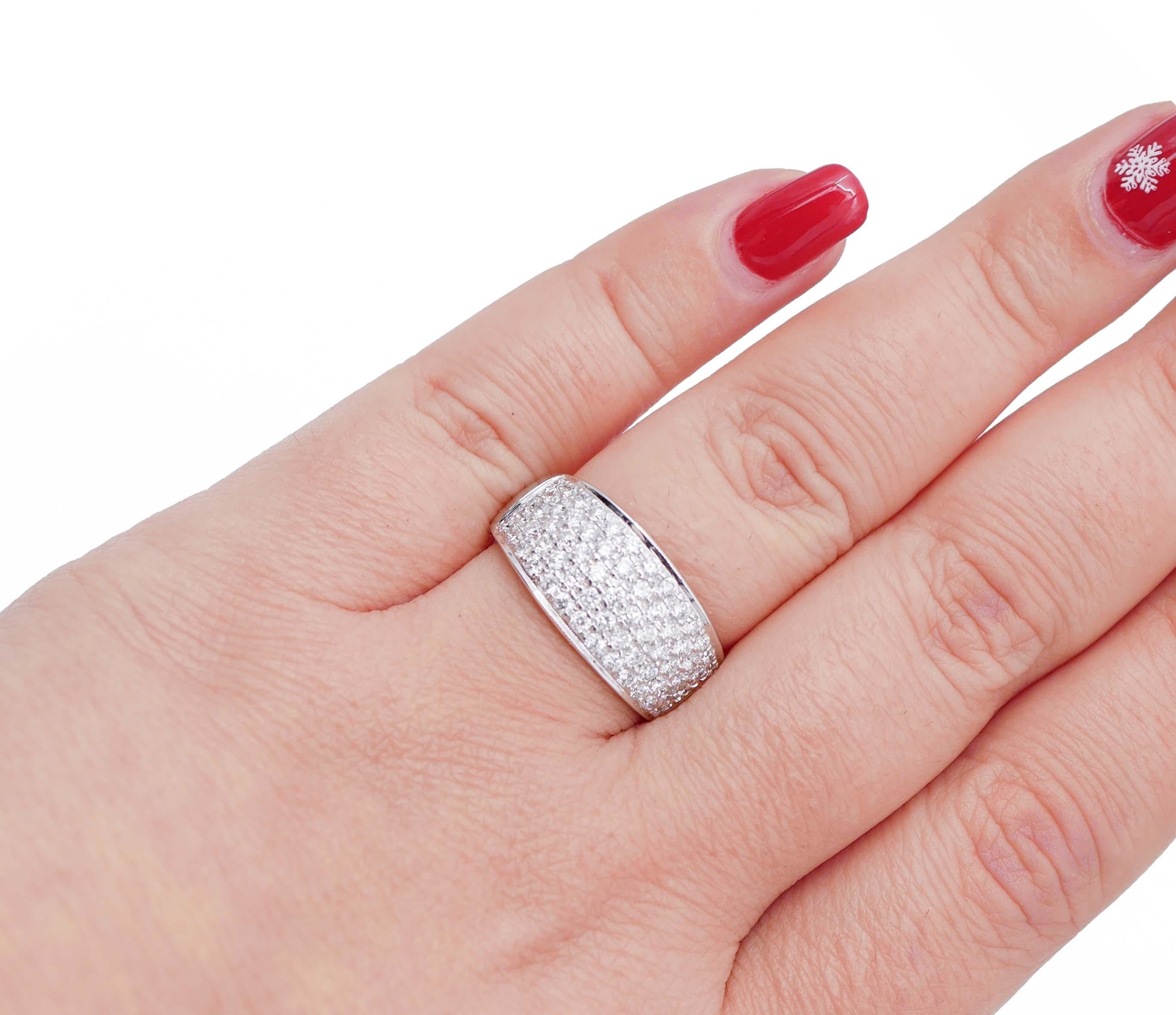 Diamanti, anello a fascia in oro bianco 18 carati In condizioni Nuovo in vendita a Marcianise, Marcianise (CE)