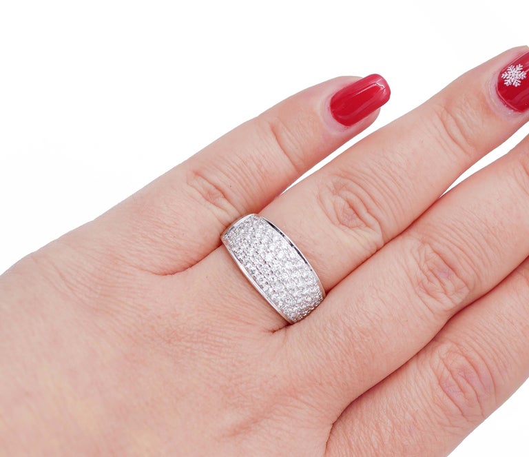 Diamonds, 18 Karat White Gold Band Ring For Sale at 1stDibs