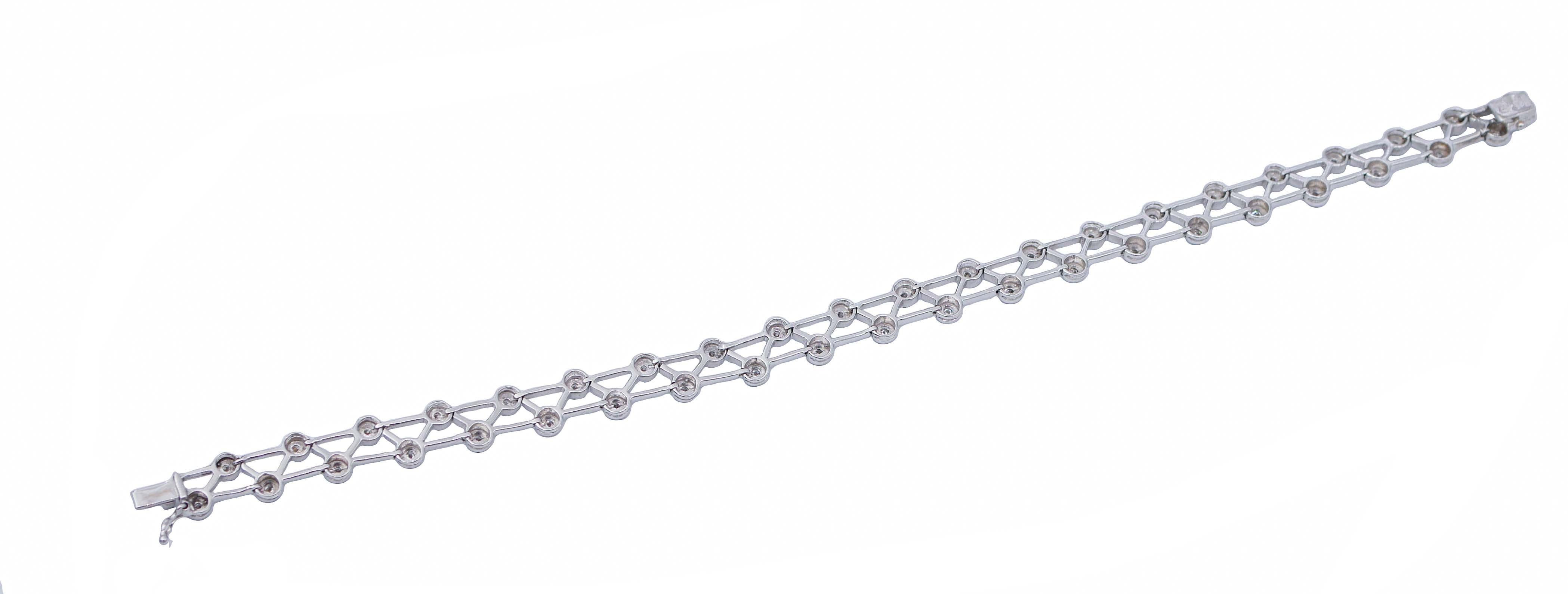 Modern Diamonds, 18 Karat White Gold Bracelet