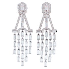 Diamonds, 18 Karat White Gold Chandelier Earrings