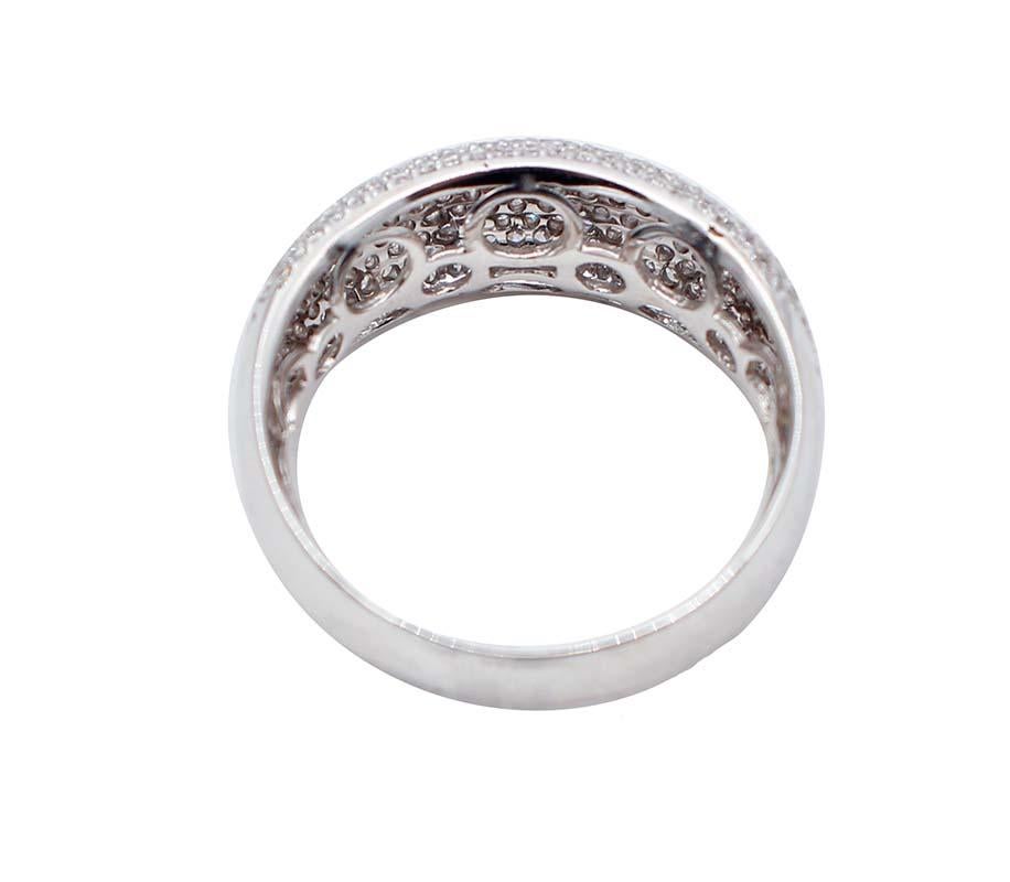Moderno Diamanti, Anello moderno in oro bianco 18 carati in vendita