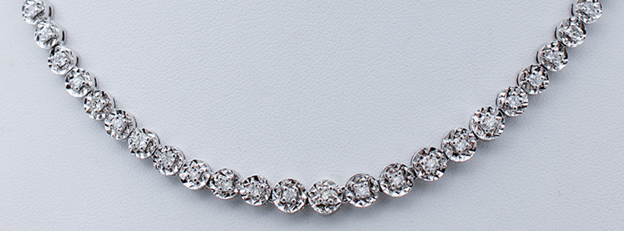 Retro Diamonds, 18 Karat White Gold Necklace For Sale