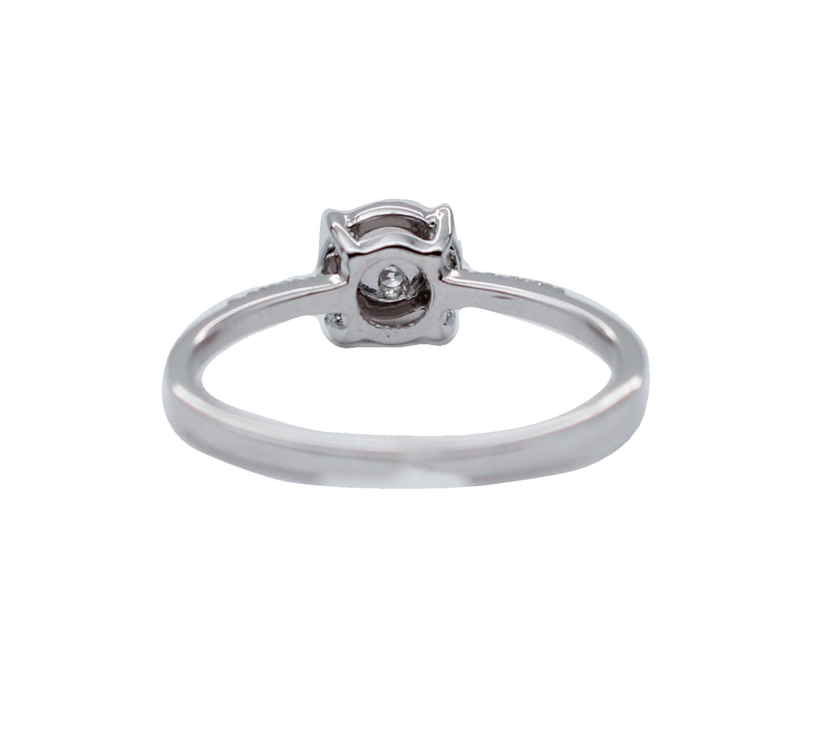 Modern Diamonds, 18 Karat White Gold Ring For Sale