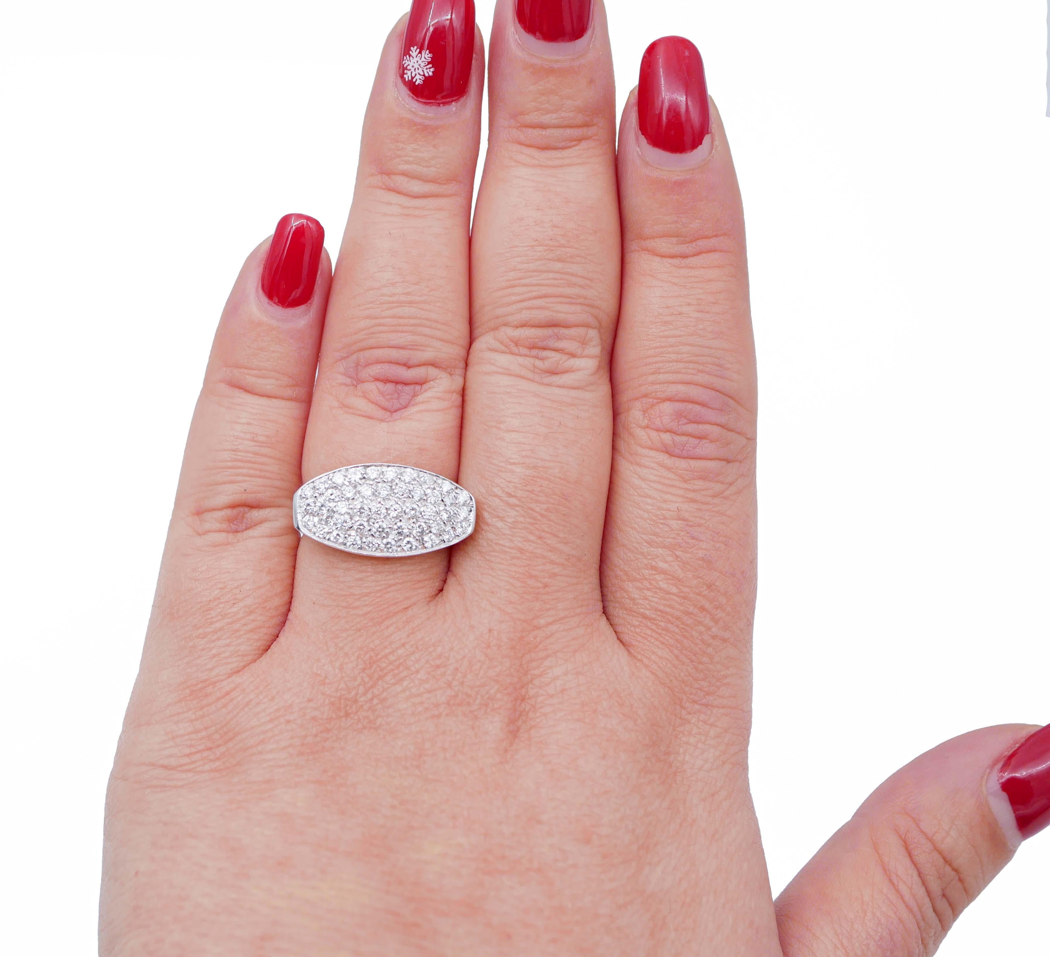Brilliant Cut Diamonds, 18 Karat White Gold Ring For Sale