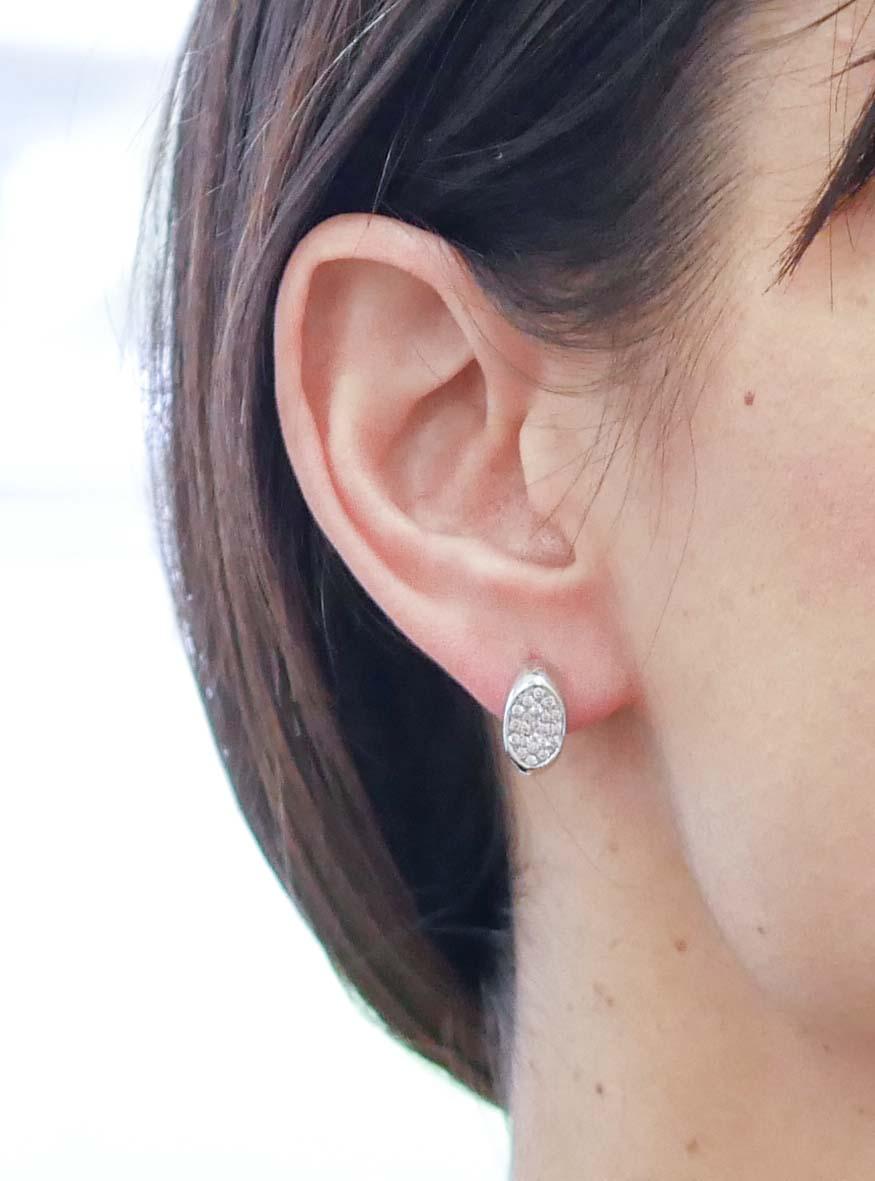 Diamonds, 18 Karat White Gold Stud Earrings In New Condition For Sale In Marcianise, Marcianise (CE)