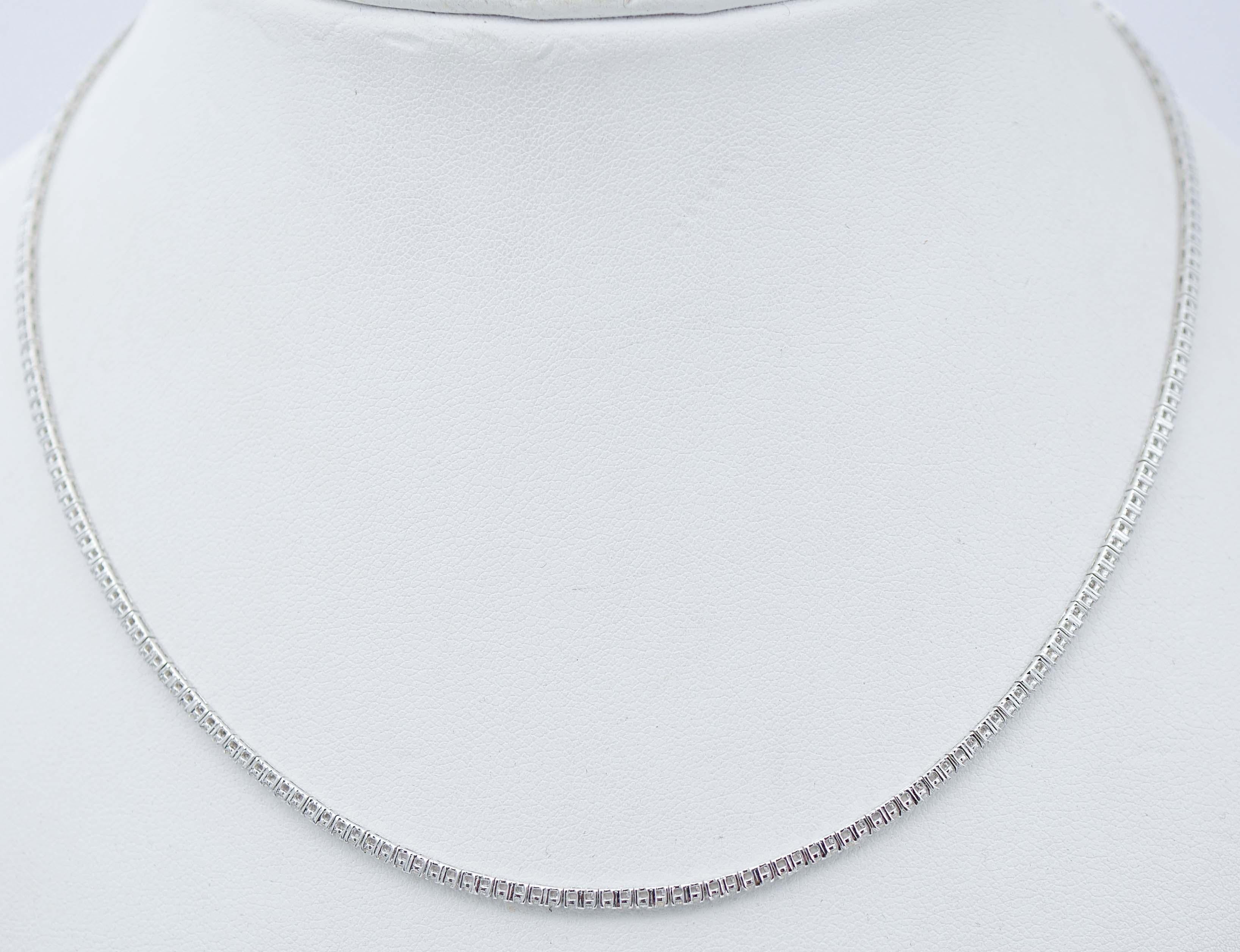 Modern Diamonds, 18 Karat White Gold Tennis Necklace.