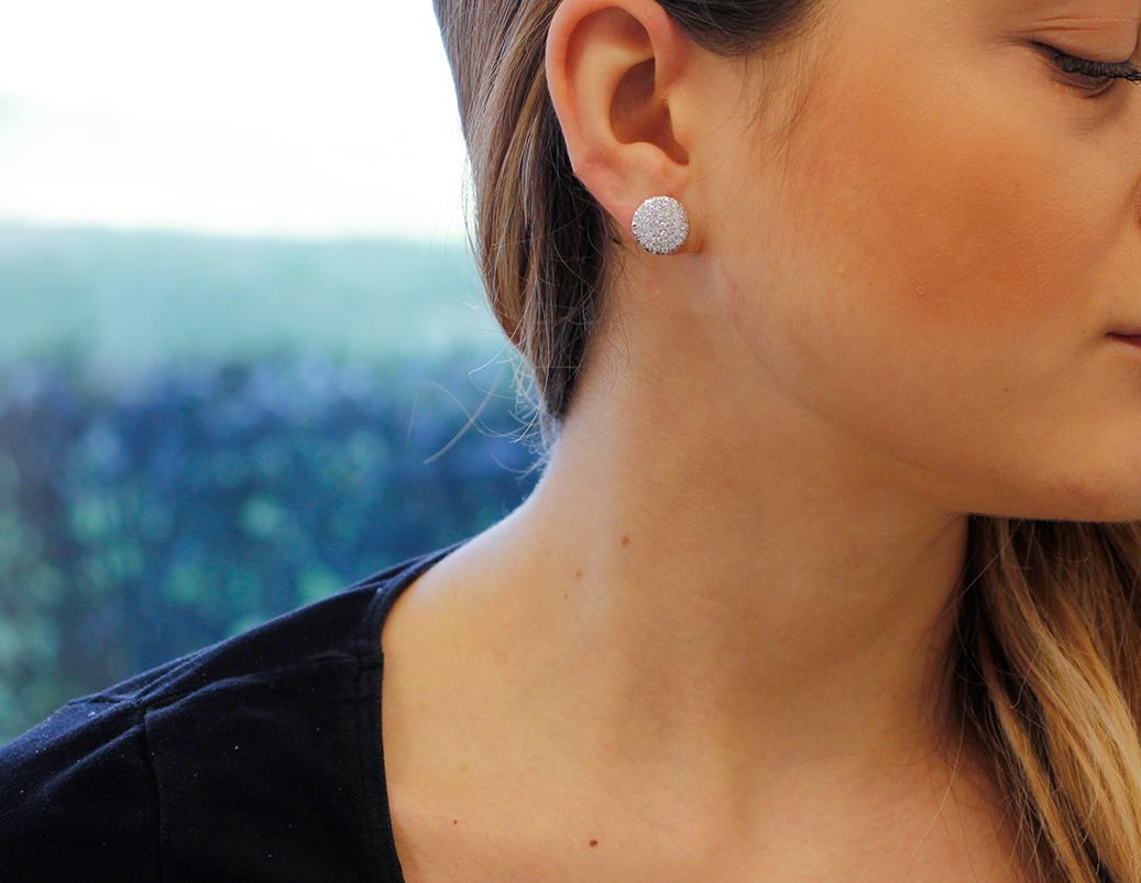 Brilliant Cut Diamonds, 18 Karat White Gold Stud Earrings
