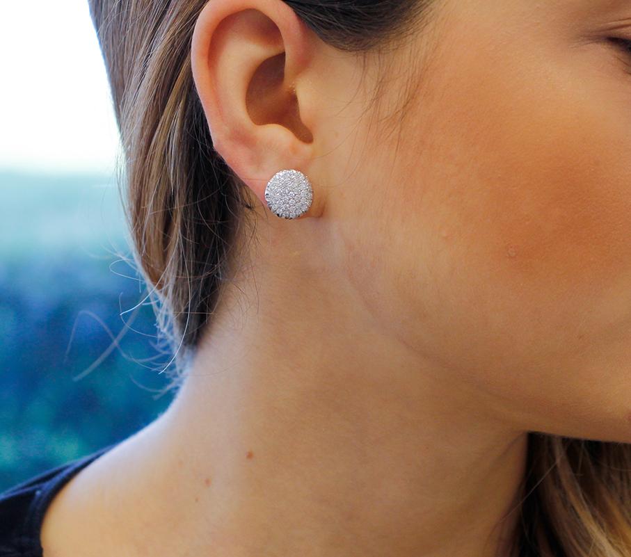 Diamonds, 18 Karat White Gold Stud Earrings In New Condition In Marcianise, Marcianise (CE)
