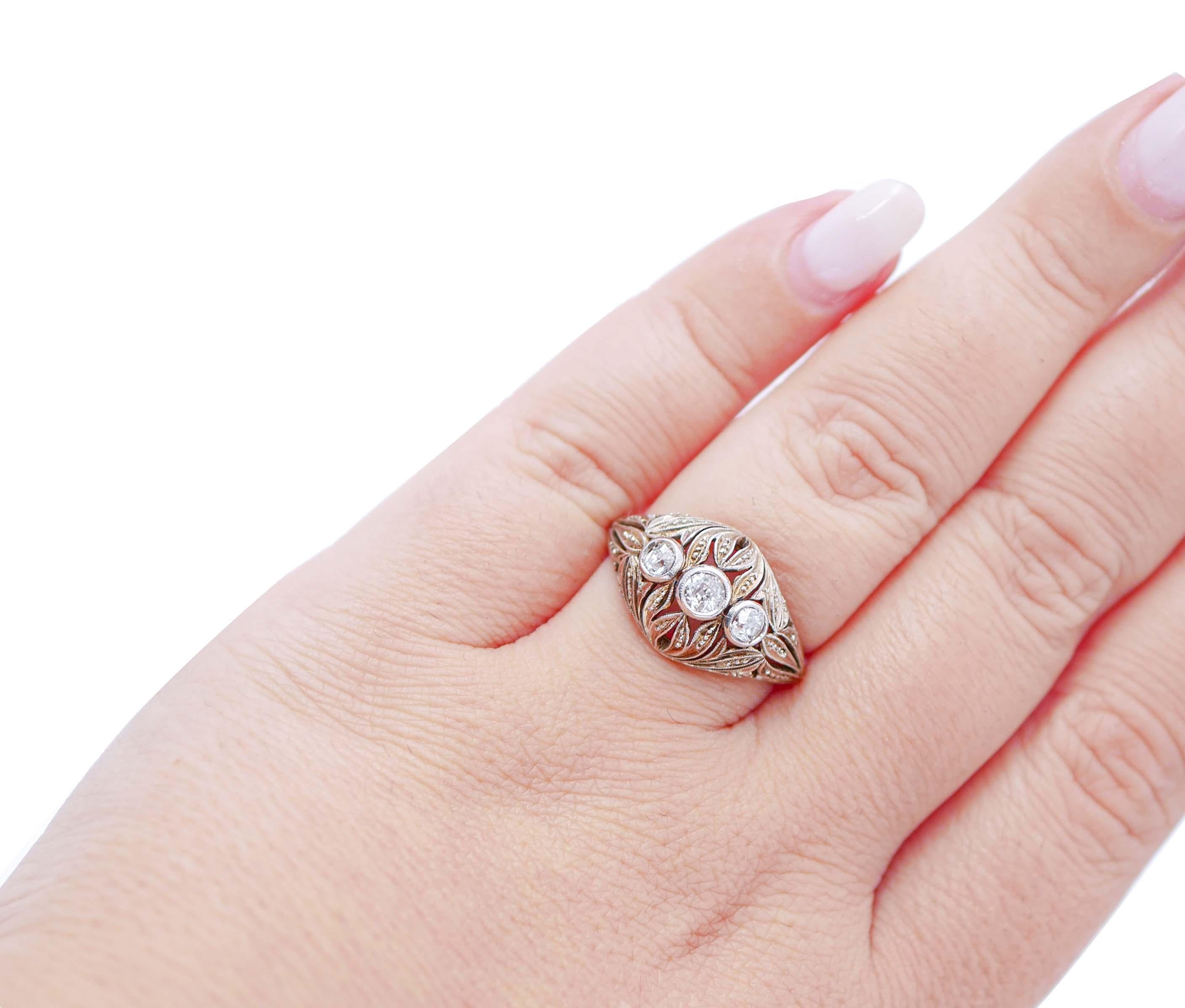 Round Cut Diamonds, 18 Kt Yellow Gold and 9 Kt White Gold Retrò Ring