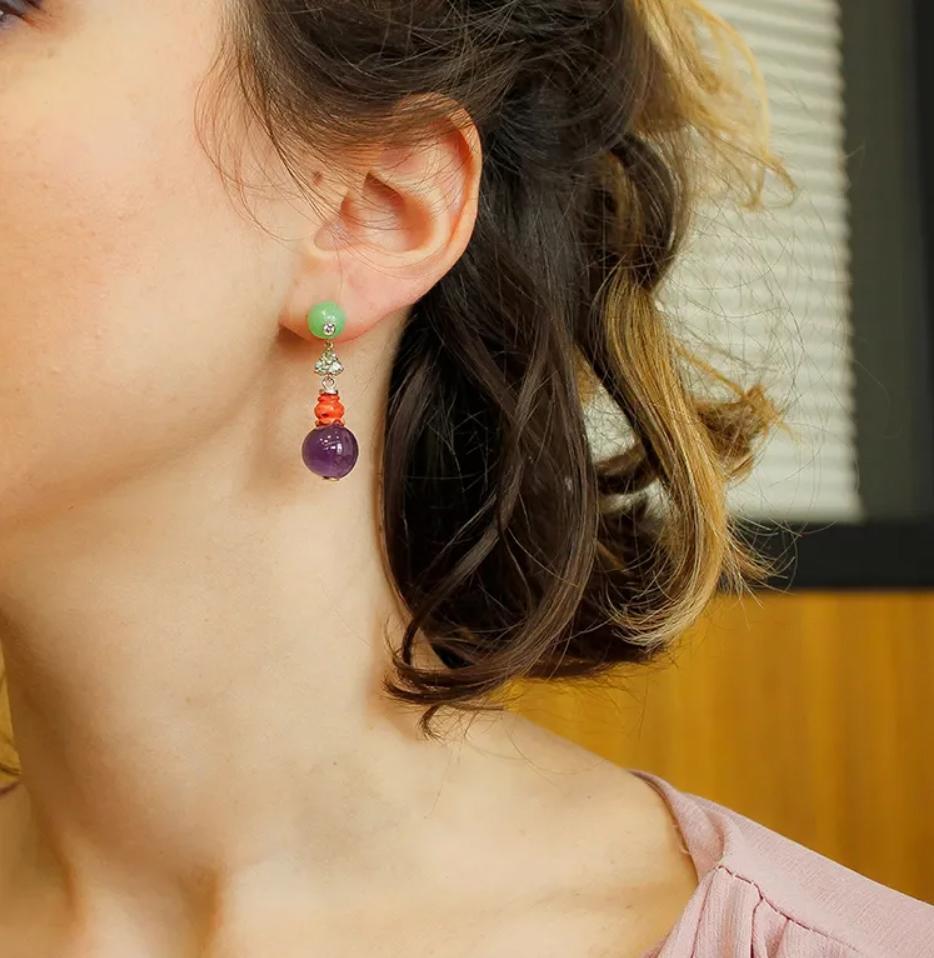 Boucles d'oreilles en or 14 carats avec diamants, émeraudes, agate verte, corail, améthyste Bon état - En vente à Marcianise, Marcianise (CE)