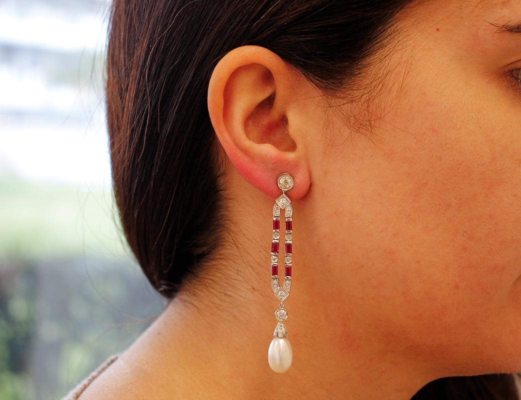 Diamonds, Rubies, Pearls, Platinum Dangle Earrings In Good Condition In Marcianise, Marcianise (CE)