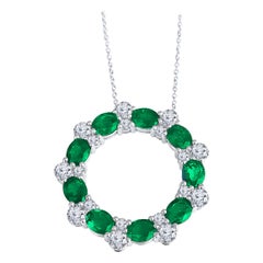 2.75 Carat Oval Cut Emerald and Diamond Circle Wreath Pendant in 18W ref1988