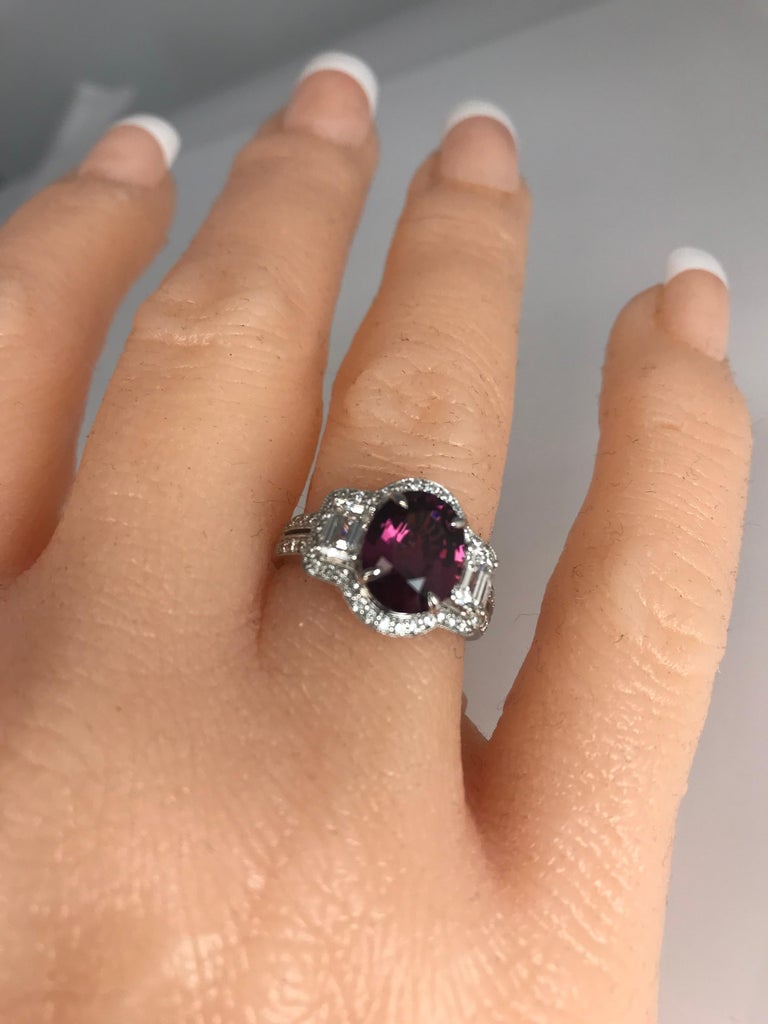 Contemporary Diamond Town 2.84 Carat Oval Cut Raspberry Garnet Ring in 18k White Gold For Sale