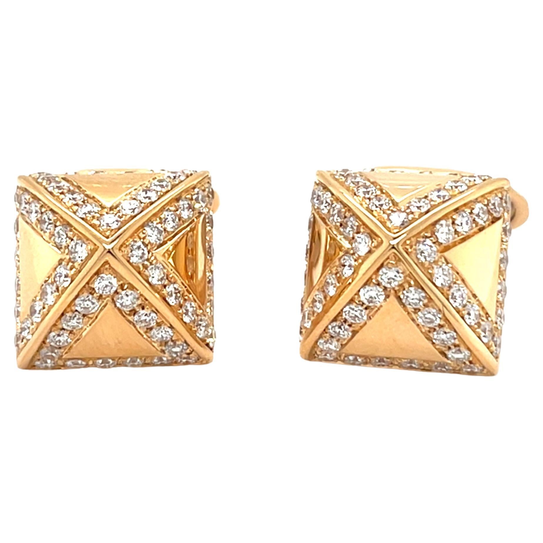 Diamond & Yellow Gold Cufflinks For Sale