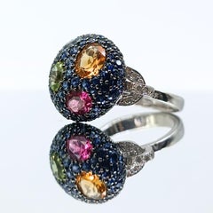 Diamrusa Ring aus Weißgold mit Saphiren und verschiedenen Steinen