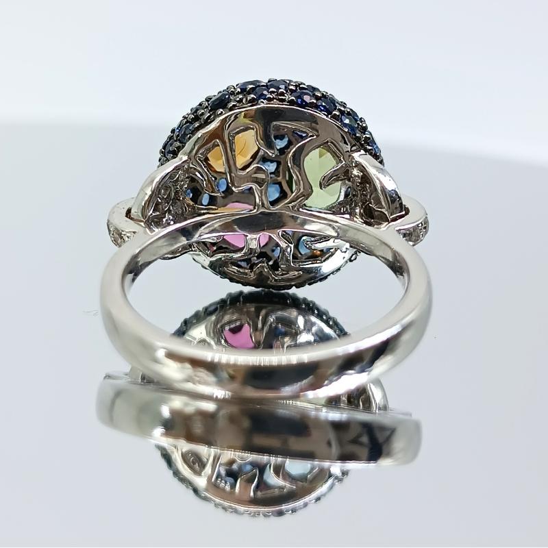 Brilliant Cut Diamrusa ring in white gold with sapphires and different stones For Sale