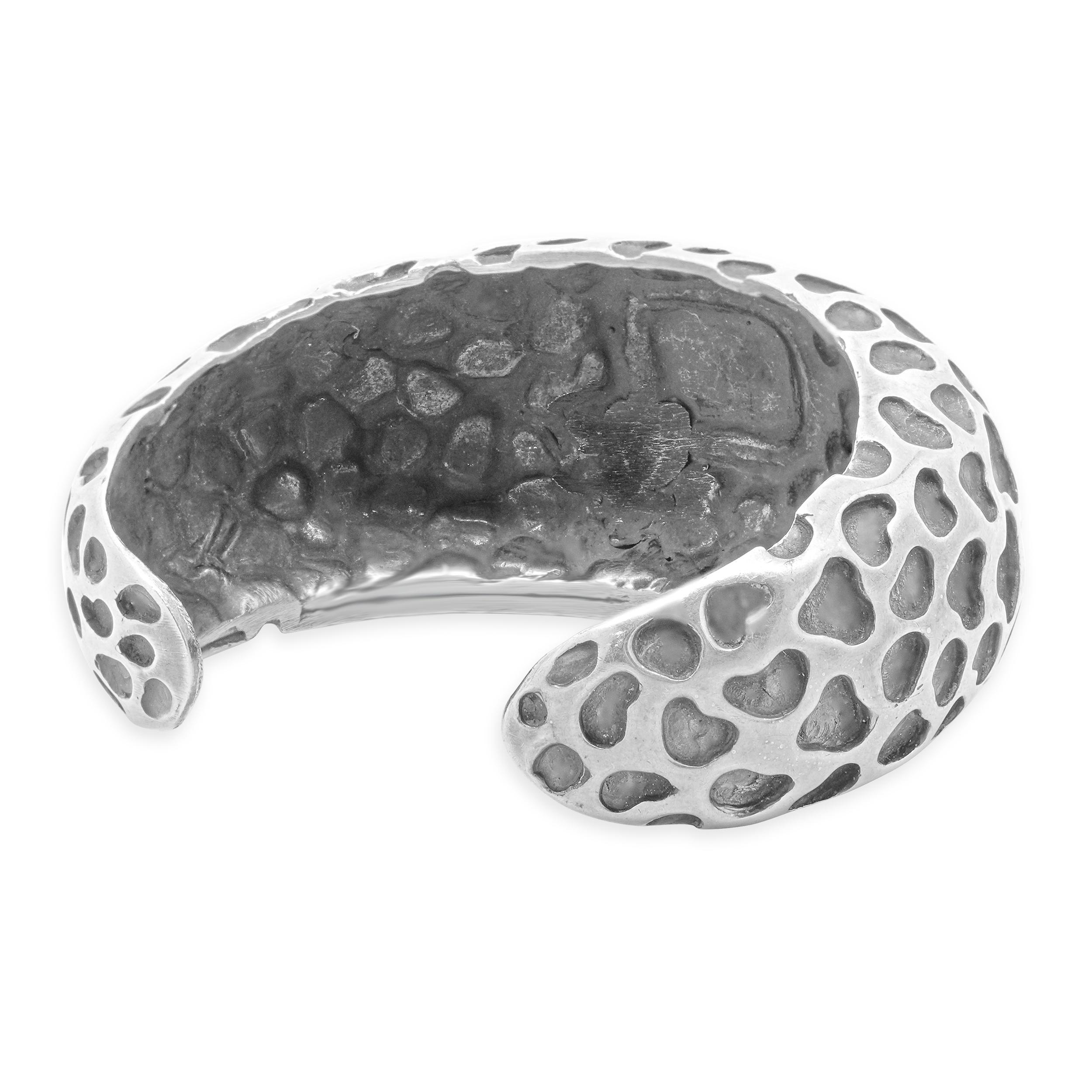 Dian Malouf SS/14 Karat Two Tone Leopard Textured Cuff Bracelet für Damen oder Herren im Angebot