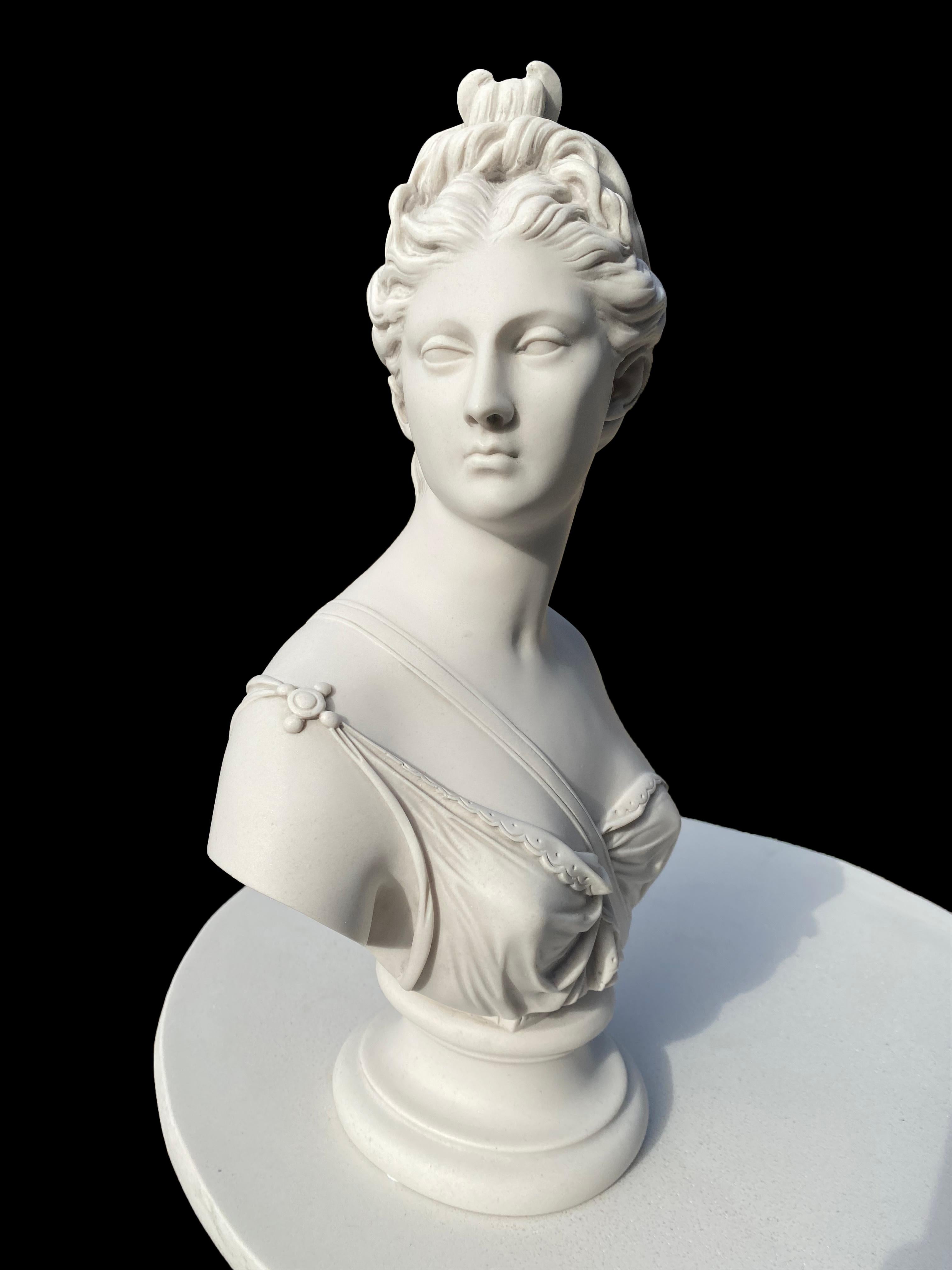 Marmo Scultura con busto di Diana - Classico del XX secolo in vendita