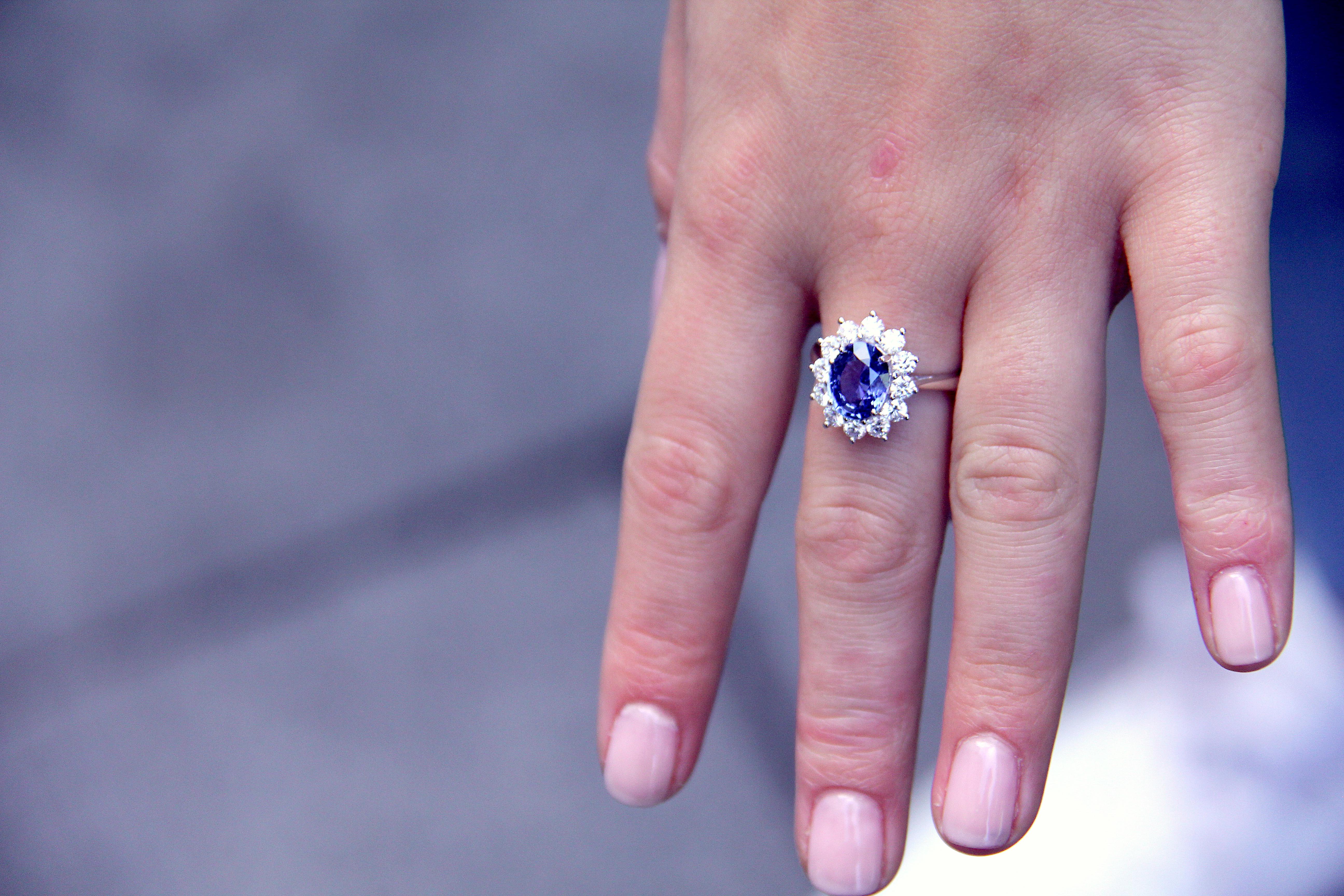 Women's 18 Karat White Gold Diana Ceylon Sapphire Diamond Engagement Ring