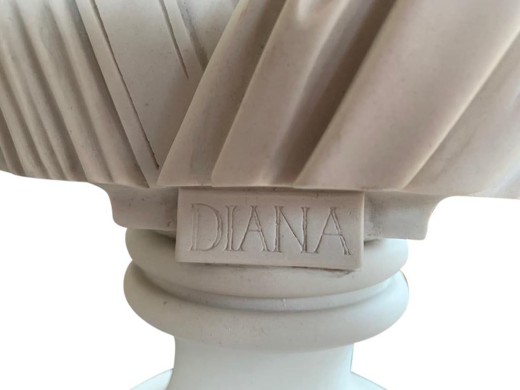 Classical Roman Diana Chasseresse Bust Sculpture, 20th Century