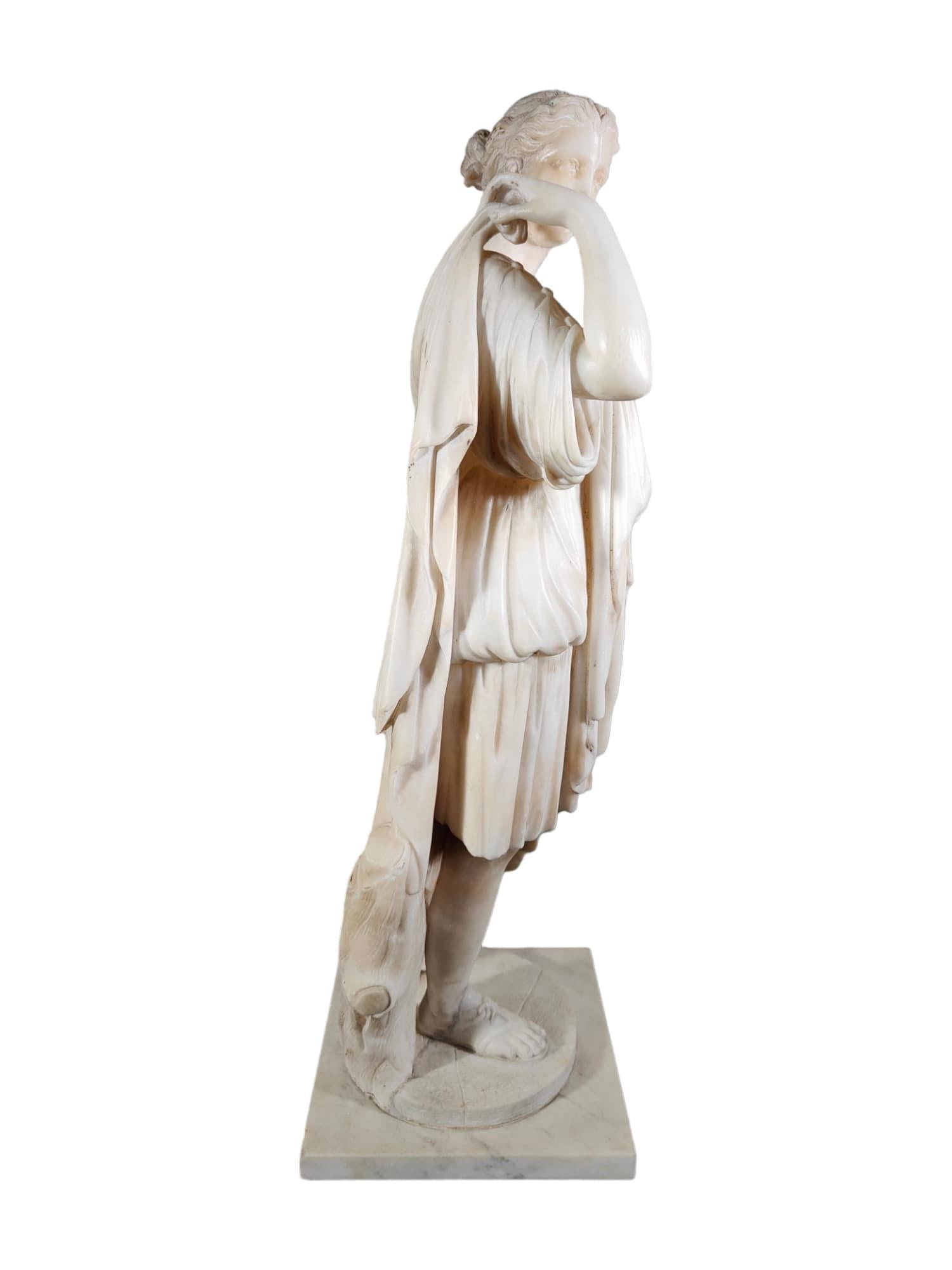Diana de Gabios marble sculpture 19th century For Sale 4