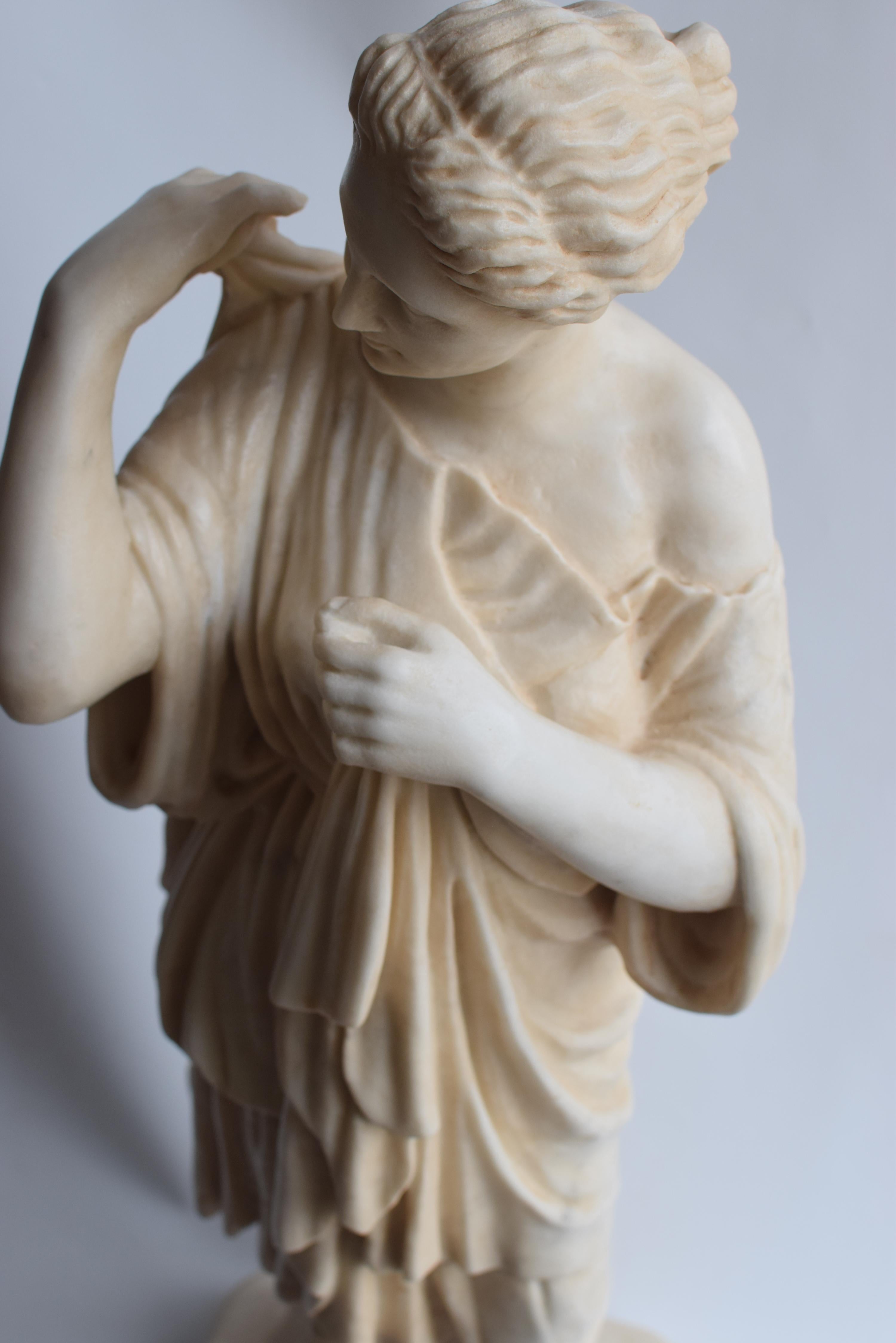 Marbre de Carrare Diana Gabii, sculpture sur marbre blanc de Carrare, fabriquée en Italie en vente