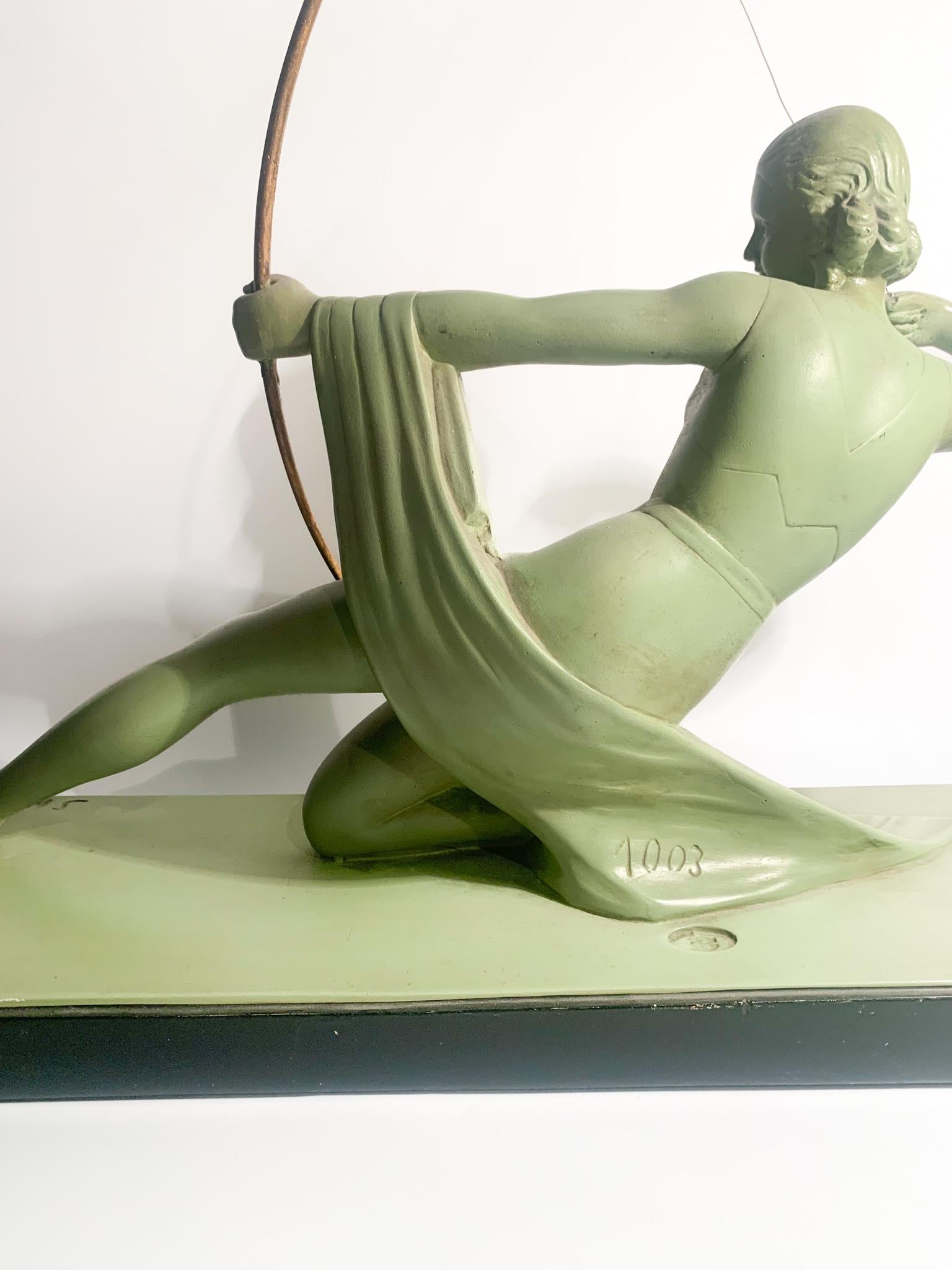 Diana Huntress Decò Sculpture in Patinated Plaster by Salvatore Melani 1930s 10