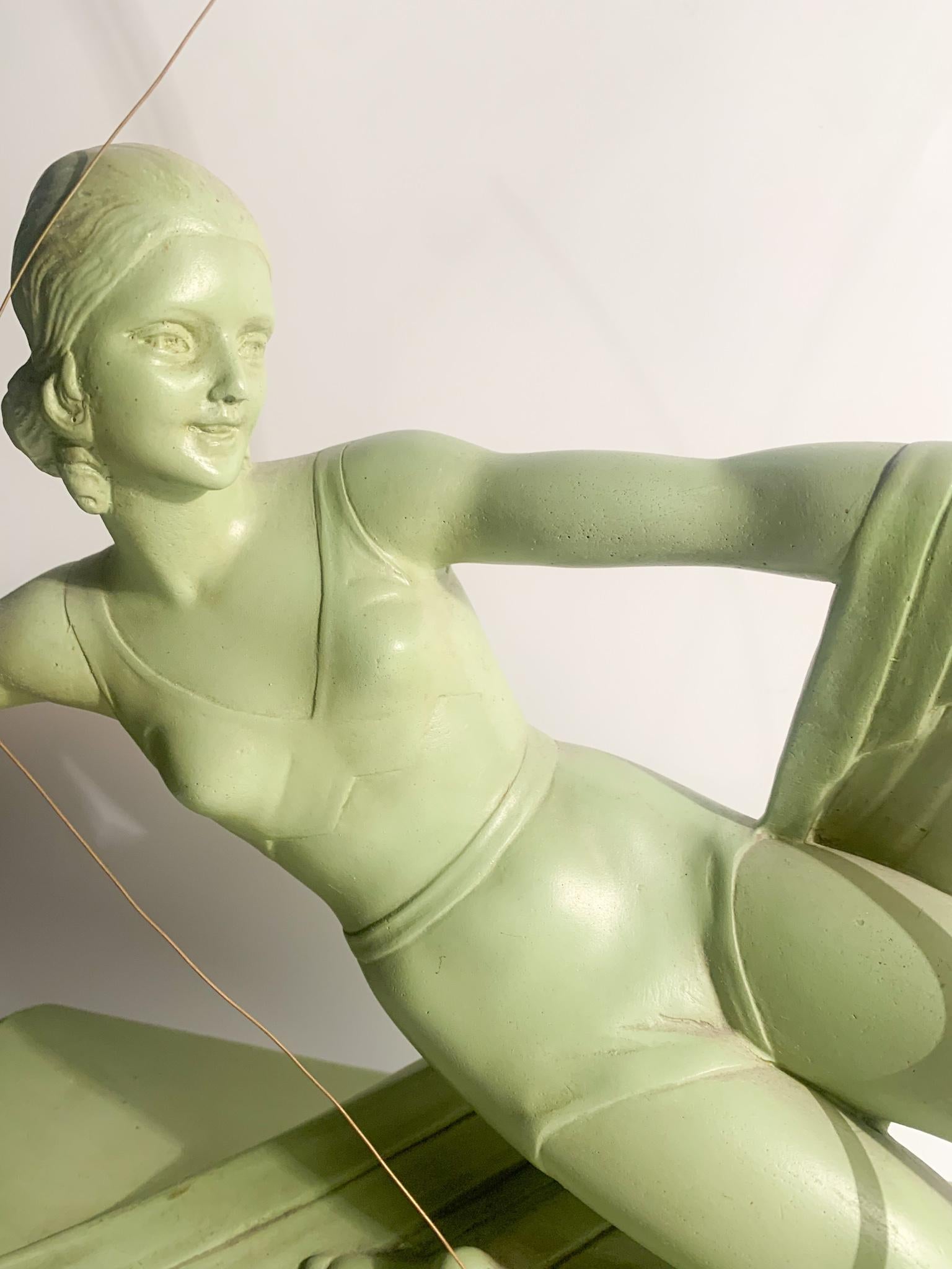 Art Deco Diana Huntress Decò Sculpture in Patinated Plaster by Salvatore Melani 1930s