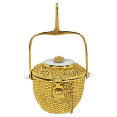 Diana Kim England 18k "Felicity" Cesto Nantucket Ciondolo