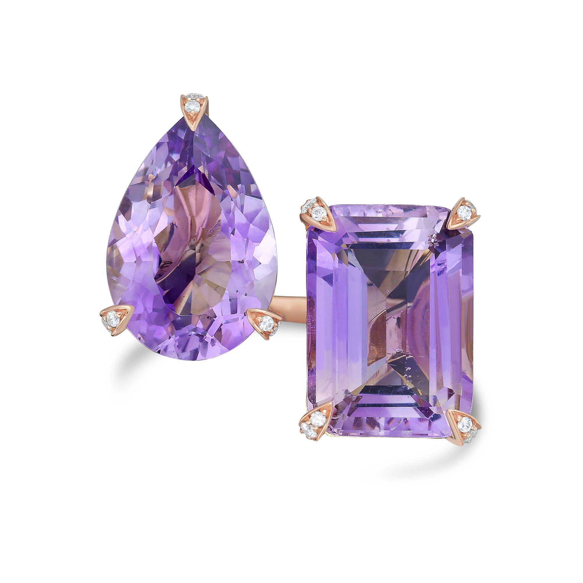 Diana M 11,10cts Anello con due pietre di ametista in oro 18kt in vendita 4