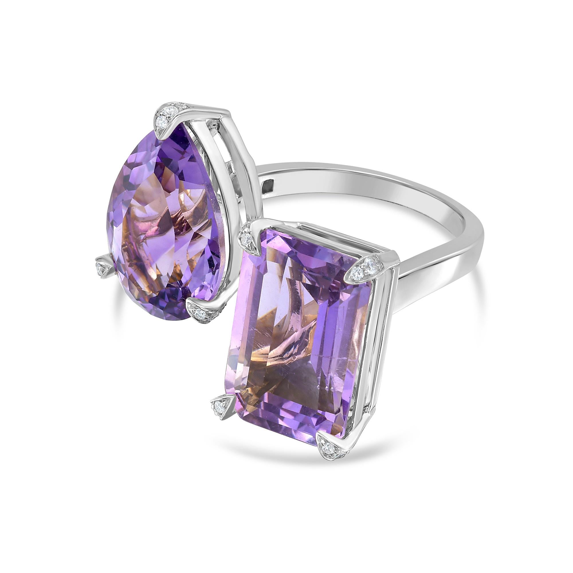 Taglio a goccia Diana M 11,10cts Anello con due pietre di ametista in oro 18kt in vendita