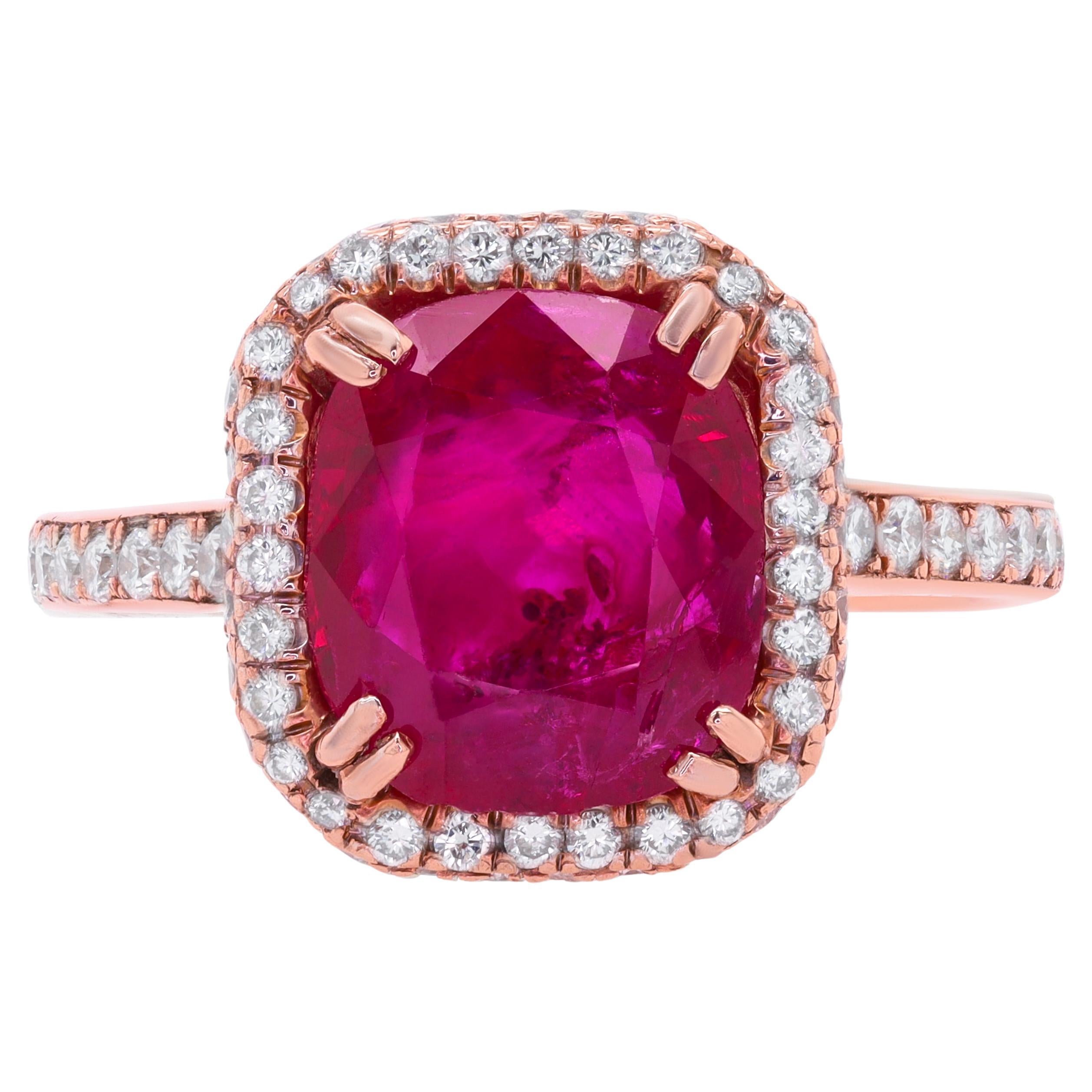 Diana M. 14 kt rose gold ruby and diamond ring featuring a 3.14 ct  For Sale