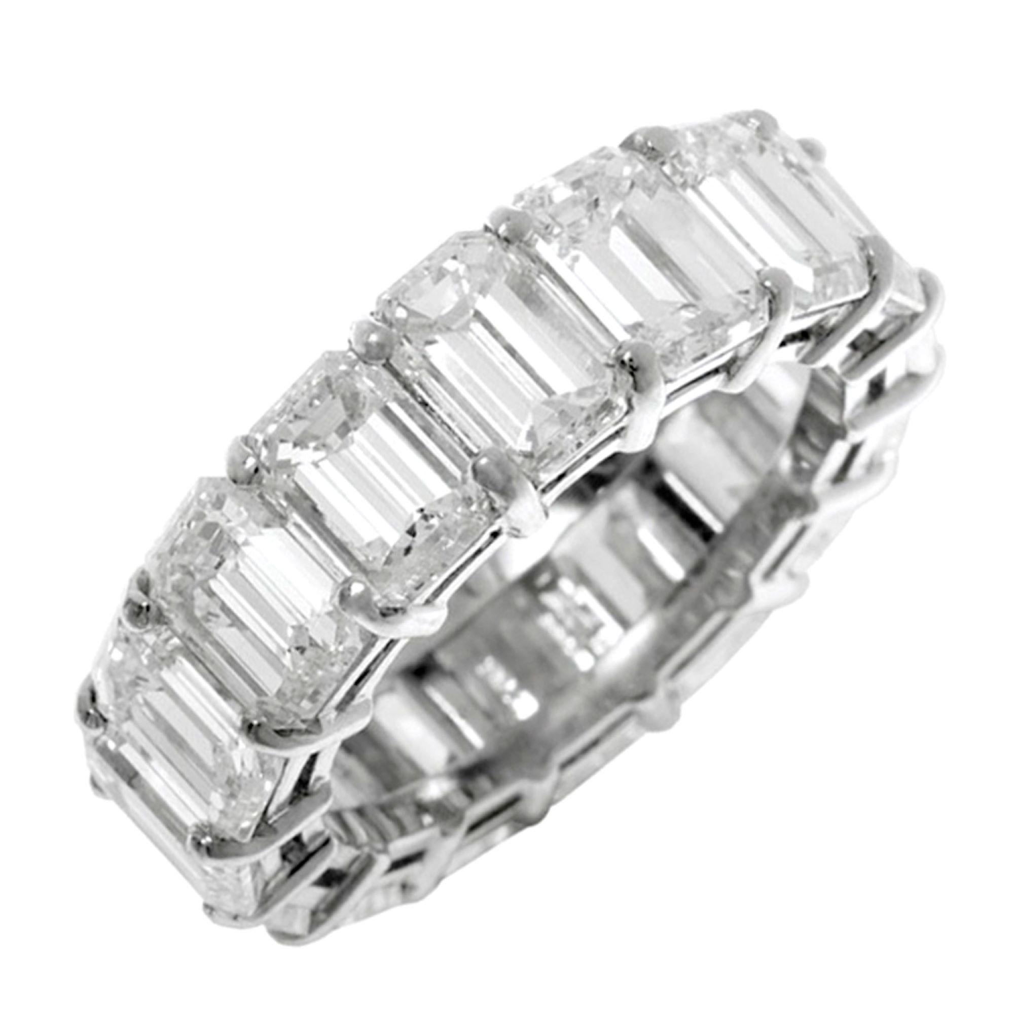Fascia per l'eternità in platino con diamanti taglio smeraldo, 14 pietre per un totale di 14,23ct, certificato GIA