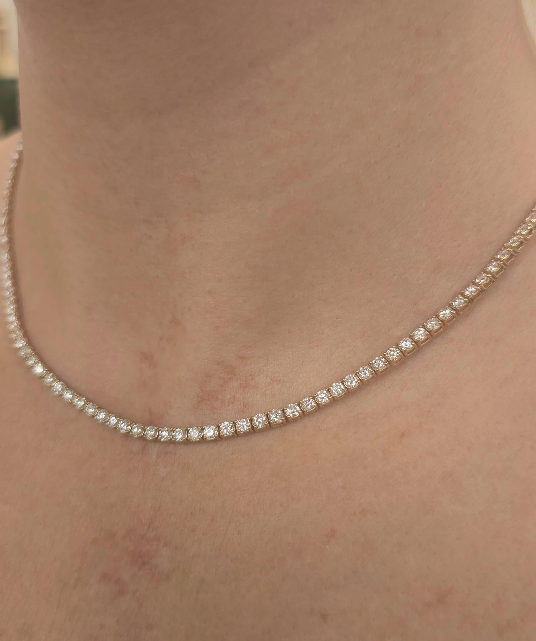 Taglio rotondo Diana M. I. Collana Tennis in oro rosa 14K con 8,00 carati di diamanti incastonati a quattro punte in vendita